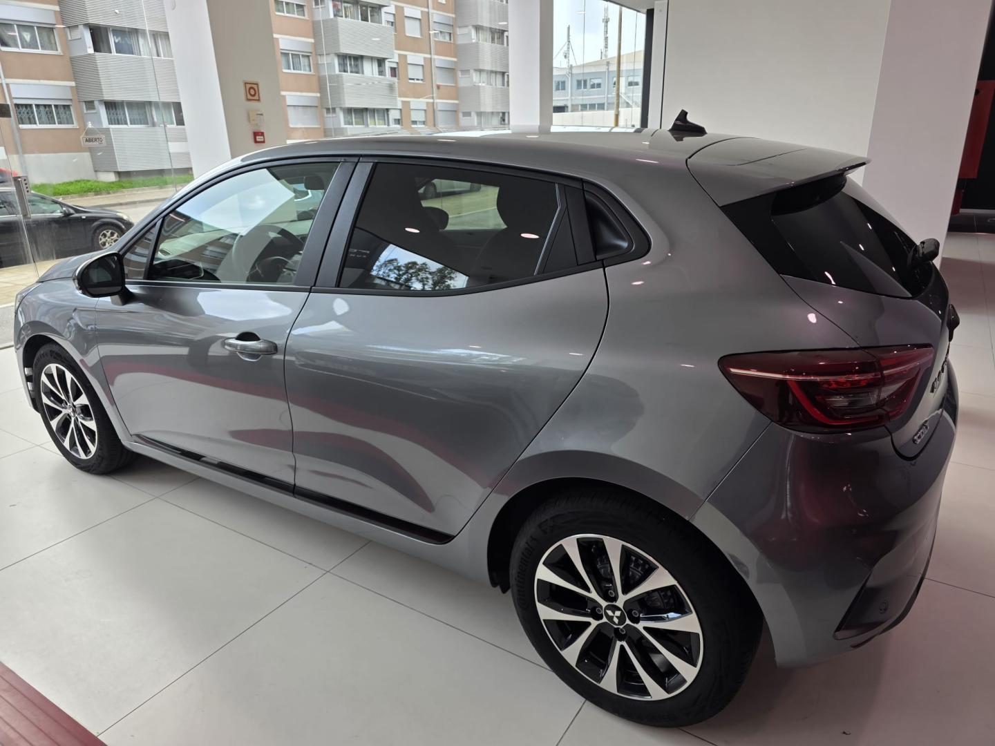 Mitsubishi Colt 1.0 MPI-T 6MT Kaiteki