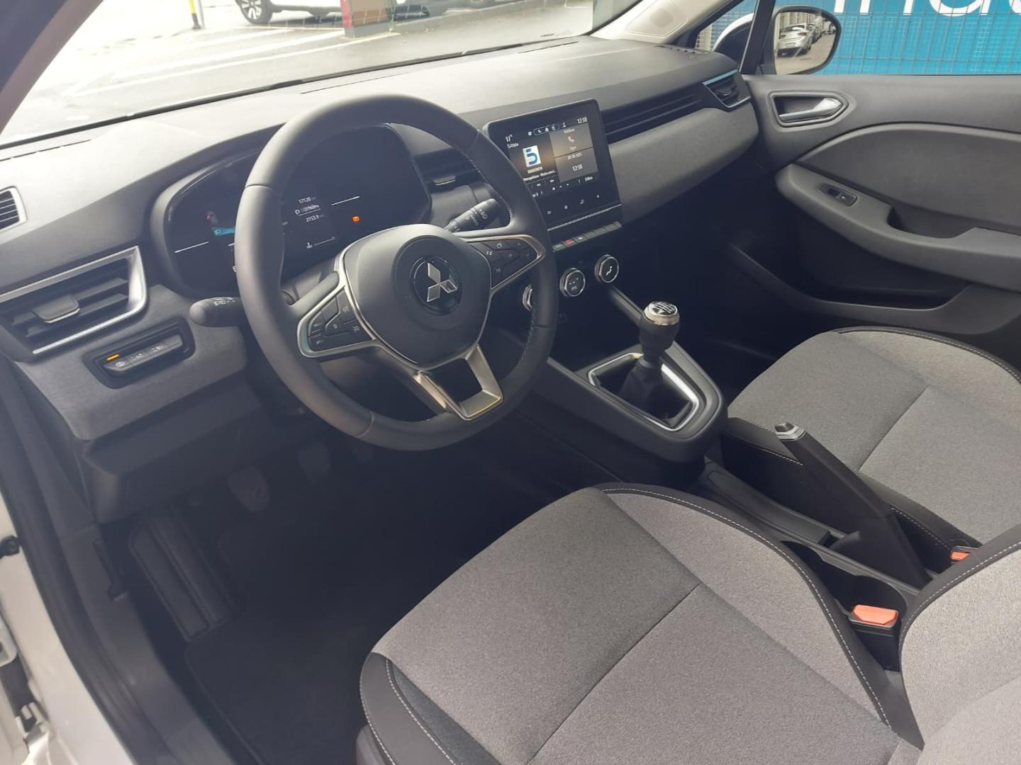 Mitsubishi Colt 1.0 MPI-T 6MT Kaiteki