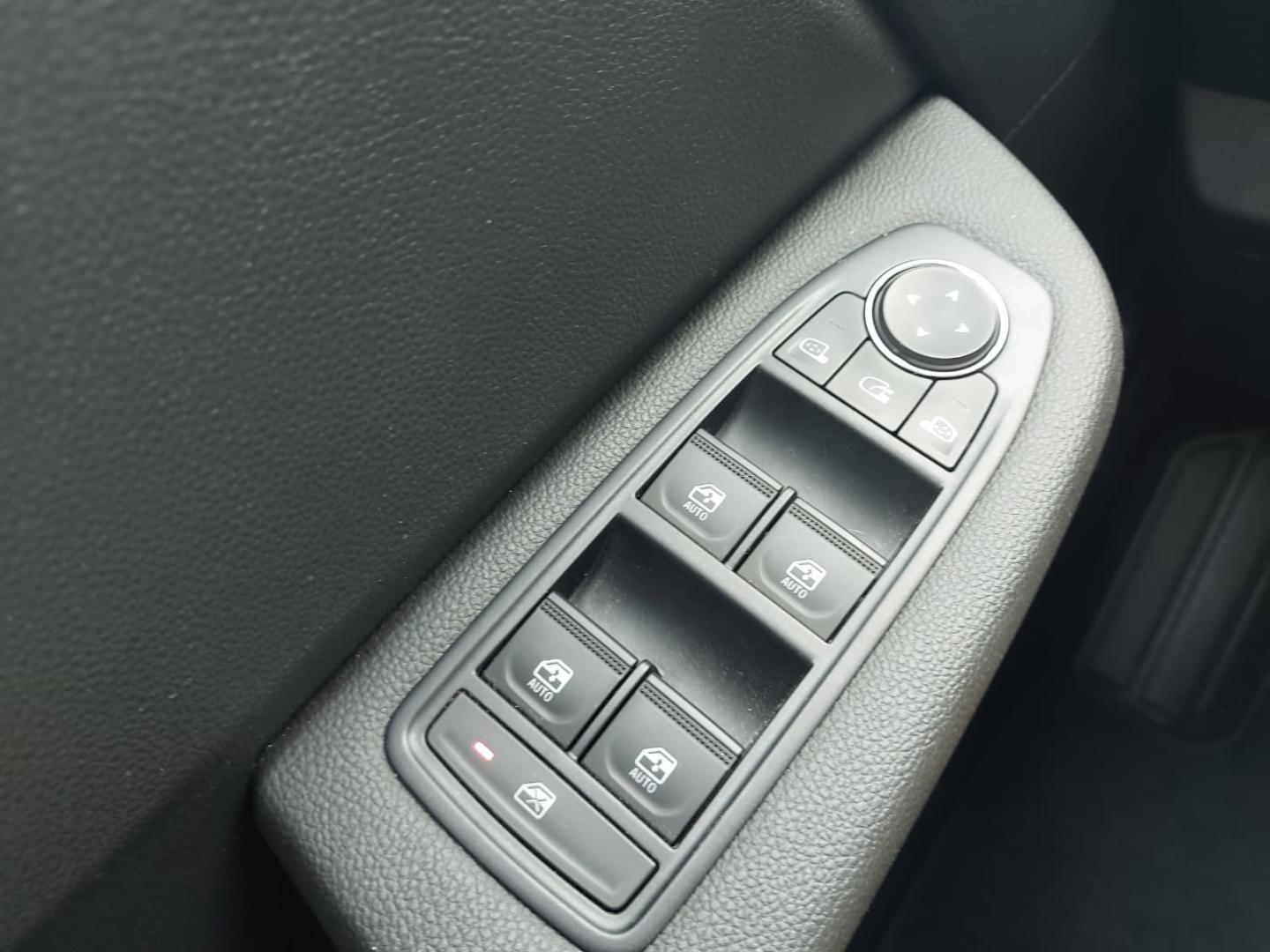 Mitsubishi Colt 1.0 MPI-T 6MT Kaiteki