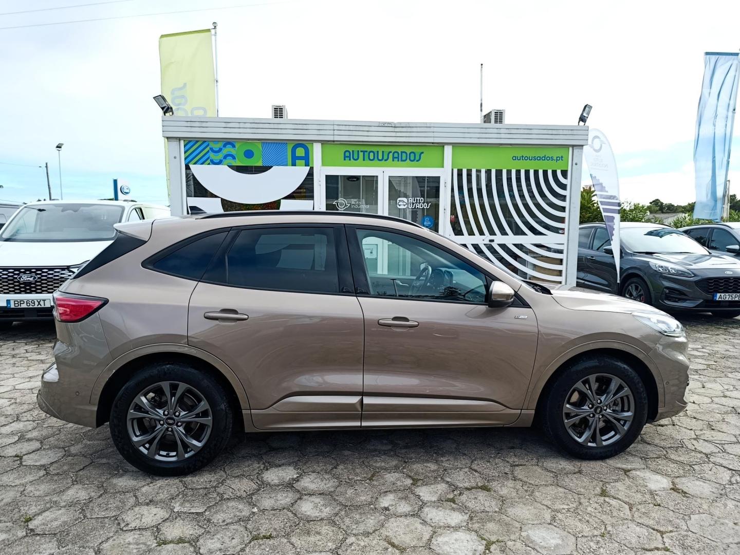 Ford Kuga 2.5 Duratec ST-LINE X PHEV