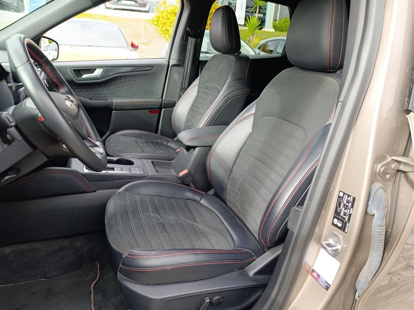 Ford Kuga 2.5 Duratec ST-LINE X PHEV