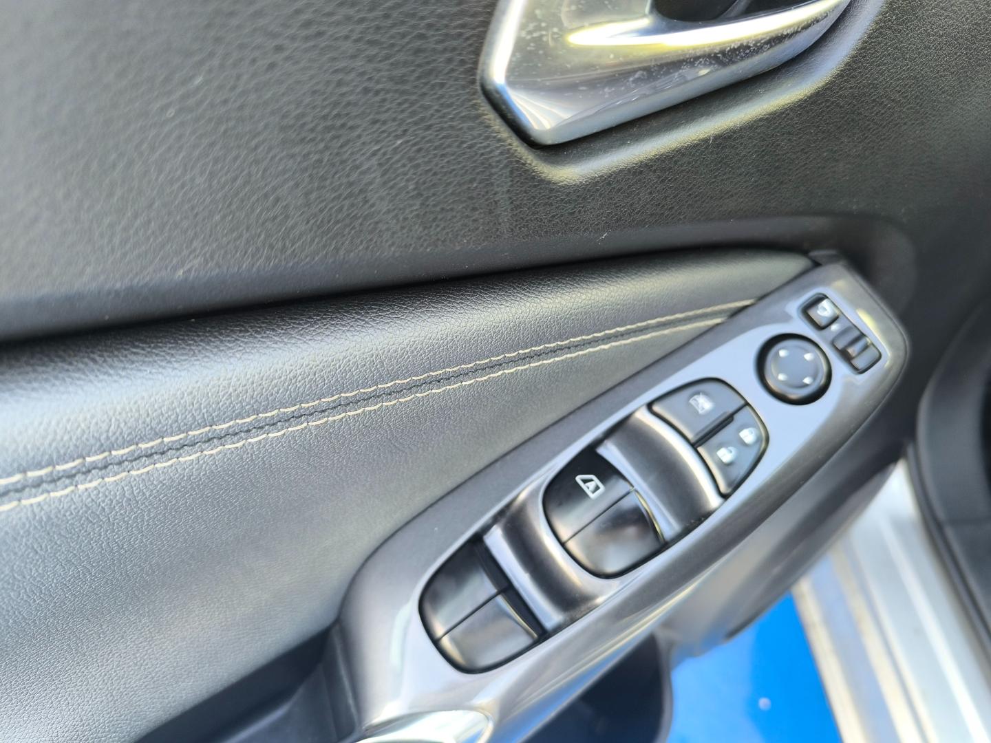 Nissan JUKE DIG-T (114 CV) 6M/T N-CONNECTA