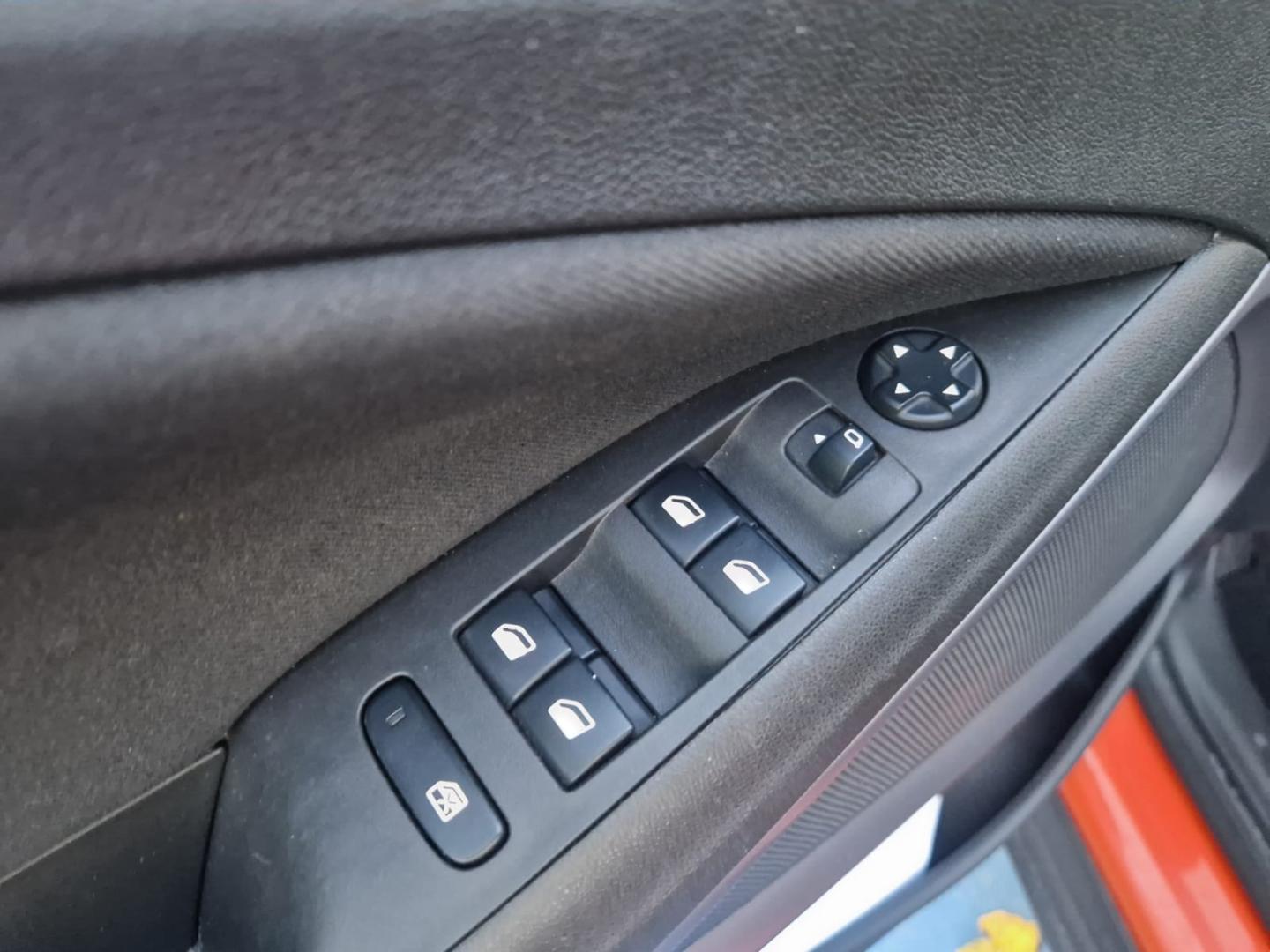 Opel Crossland 1.2 83cv Business Edition