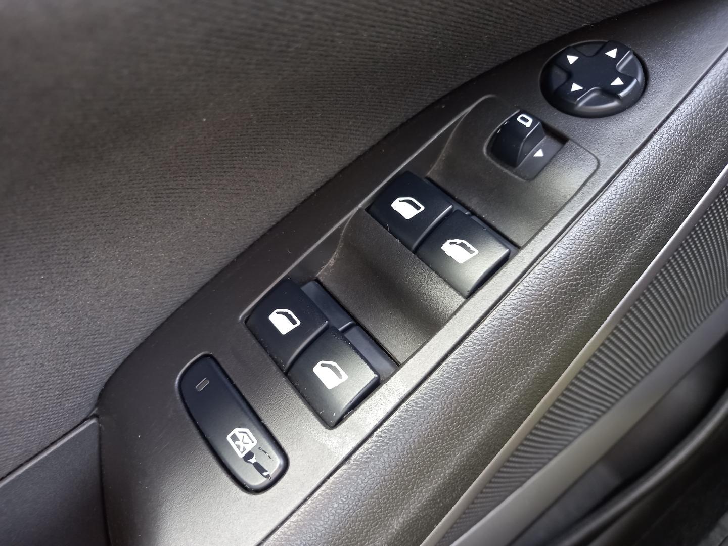 Opel Crossland 1.2 83cv Business Edition