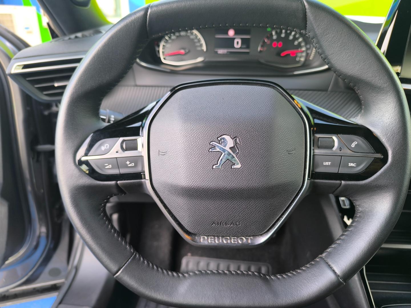 Peugeot 2008 1.2 PureTech 100cv Active