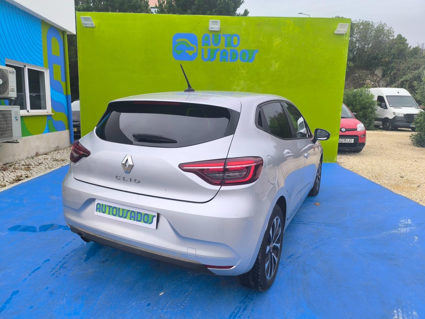 Renault Clio TCe 100 Intens