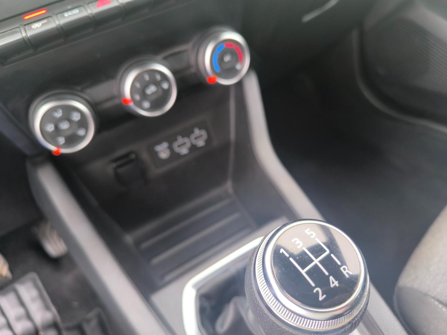 Renault Clio TCe 100 Intens