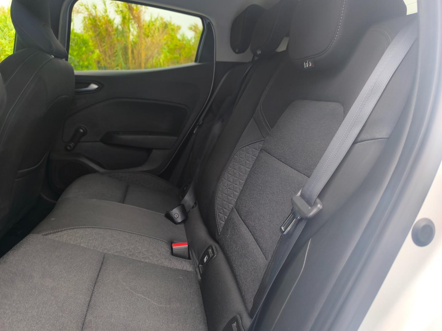 Renault Clio TCe 100 Intens