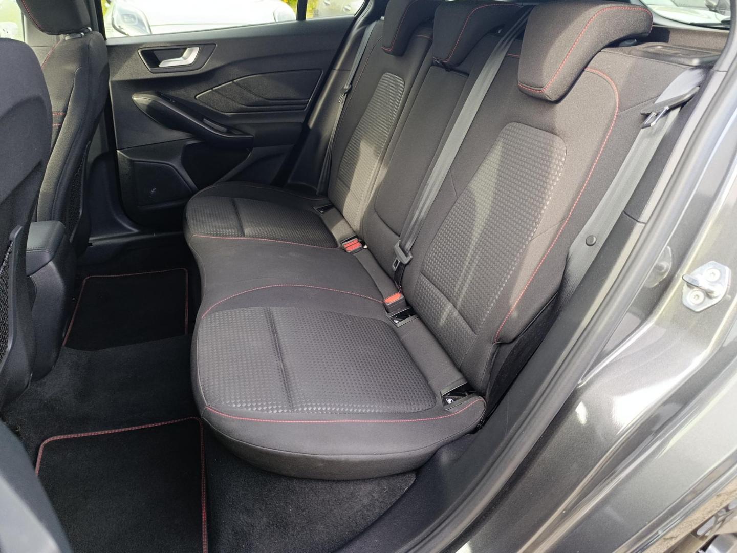 Ford Focus 1.0 ECOBOOST 125cv MHEV ST-LINE X