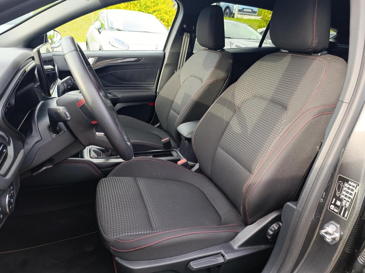 Ford Focus 1.0 ECOBOOST 125cv MHEV ST-LINE X