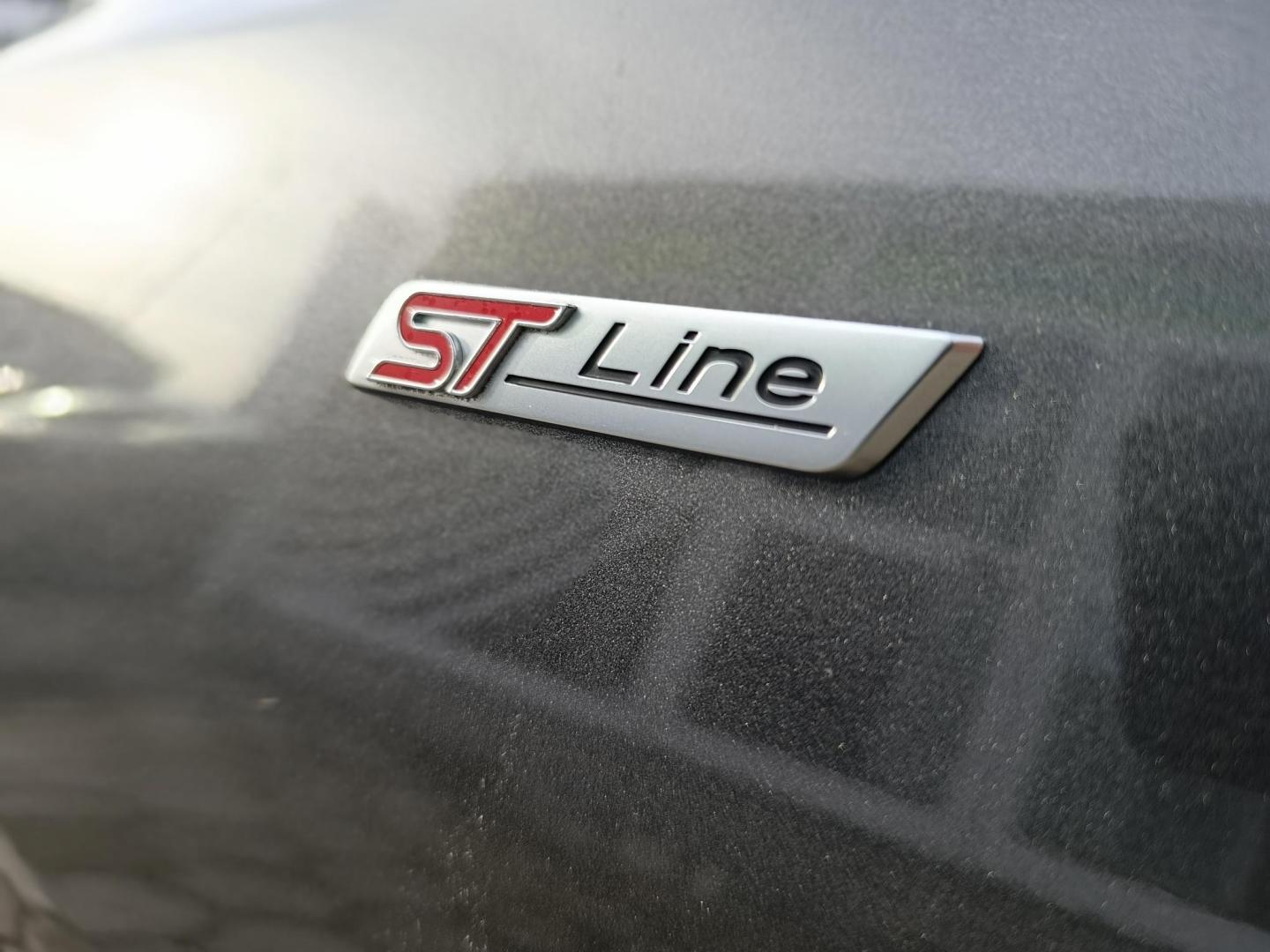 Ford Focus 1.0 ECOBOOST 125cv MHEV ST-LINE X