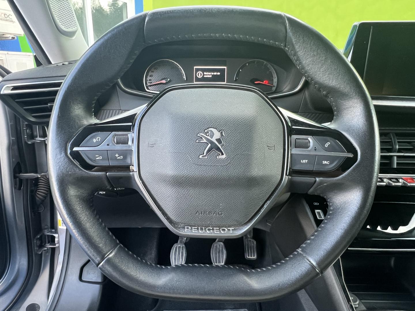 Peugeot 2008 1.2 PureTech 100cv Allure