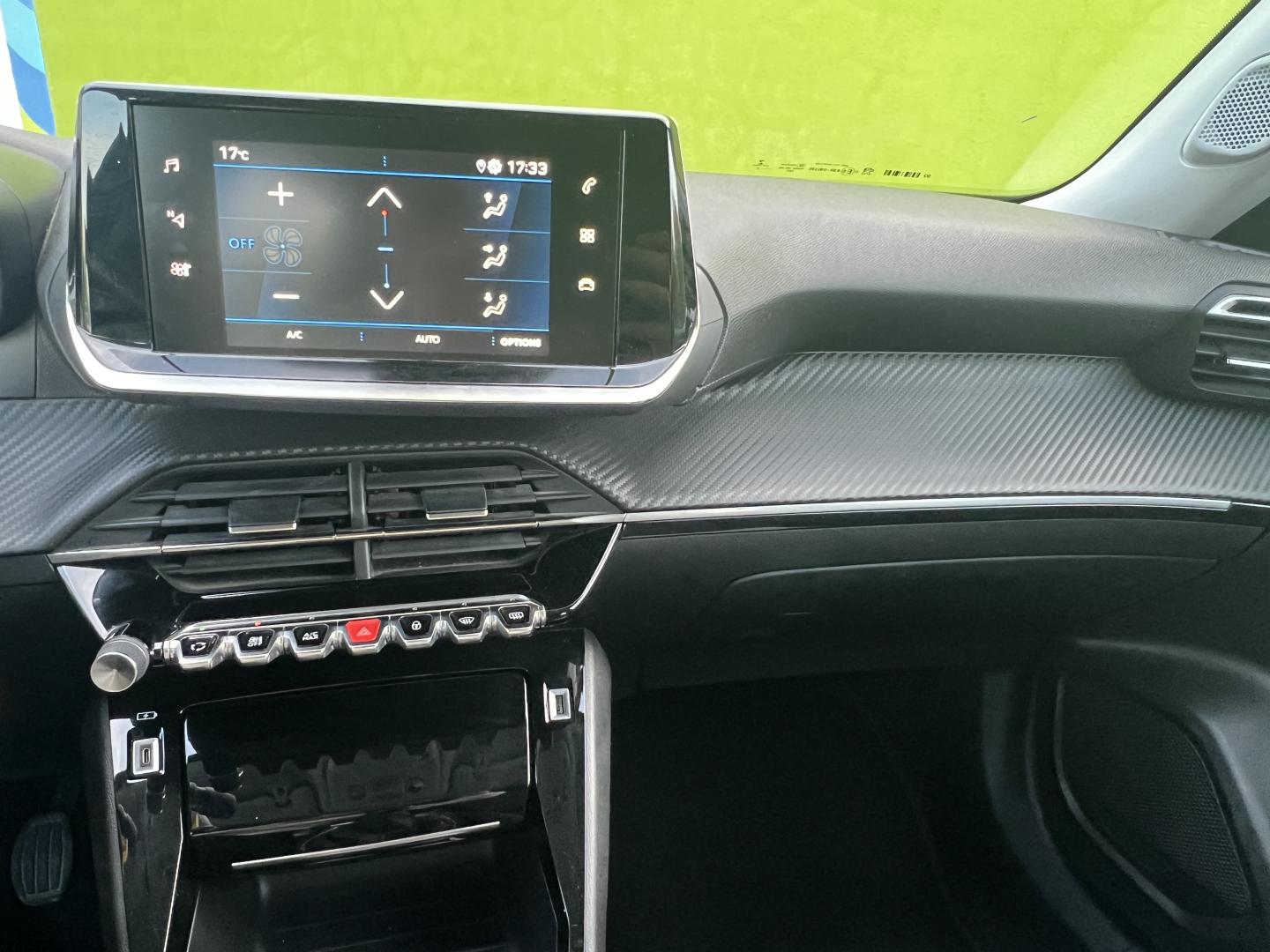 Peugeot 2008 1.2 PureTech 100cv Allure