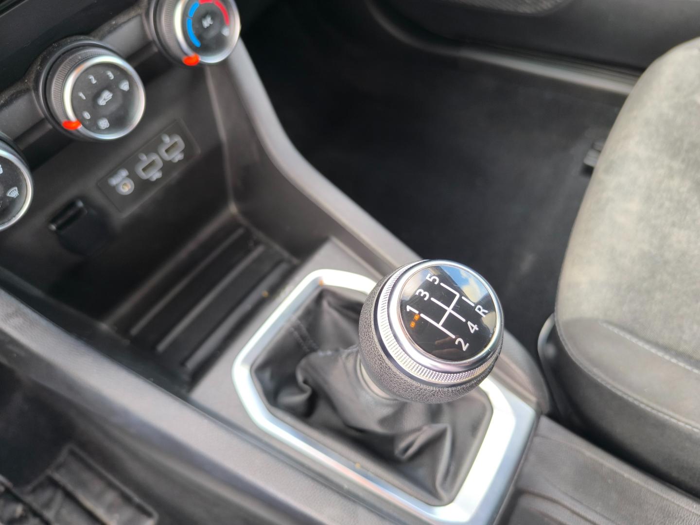 Renault Clio TCe 100 Intens