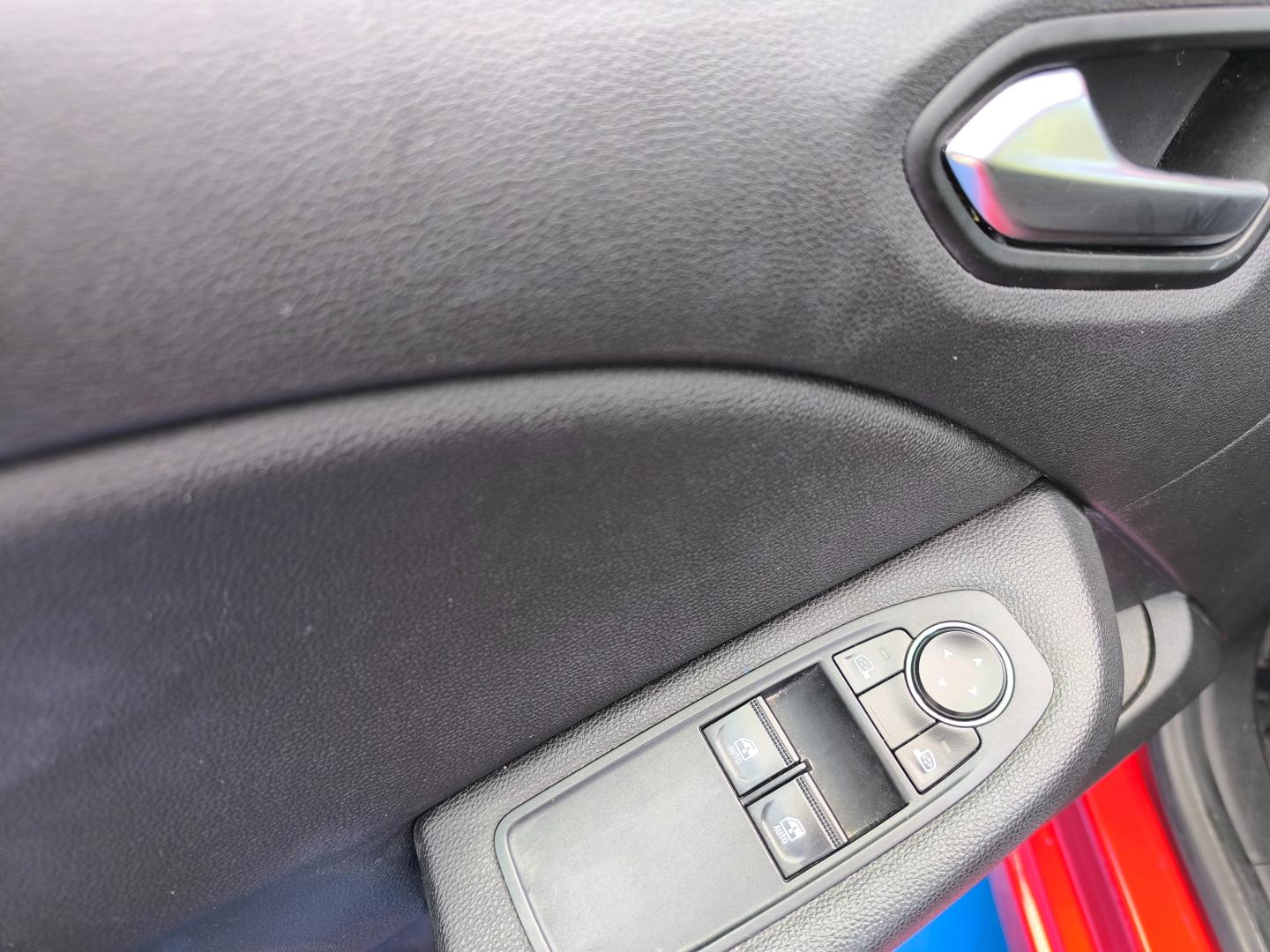 Renault Clio TCe 100 Intens