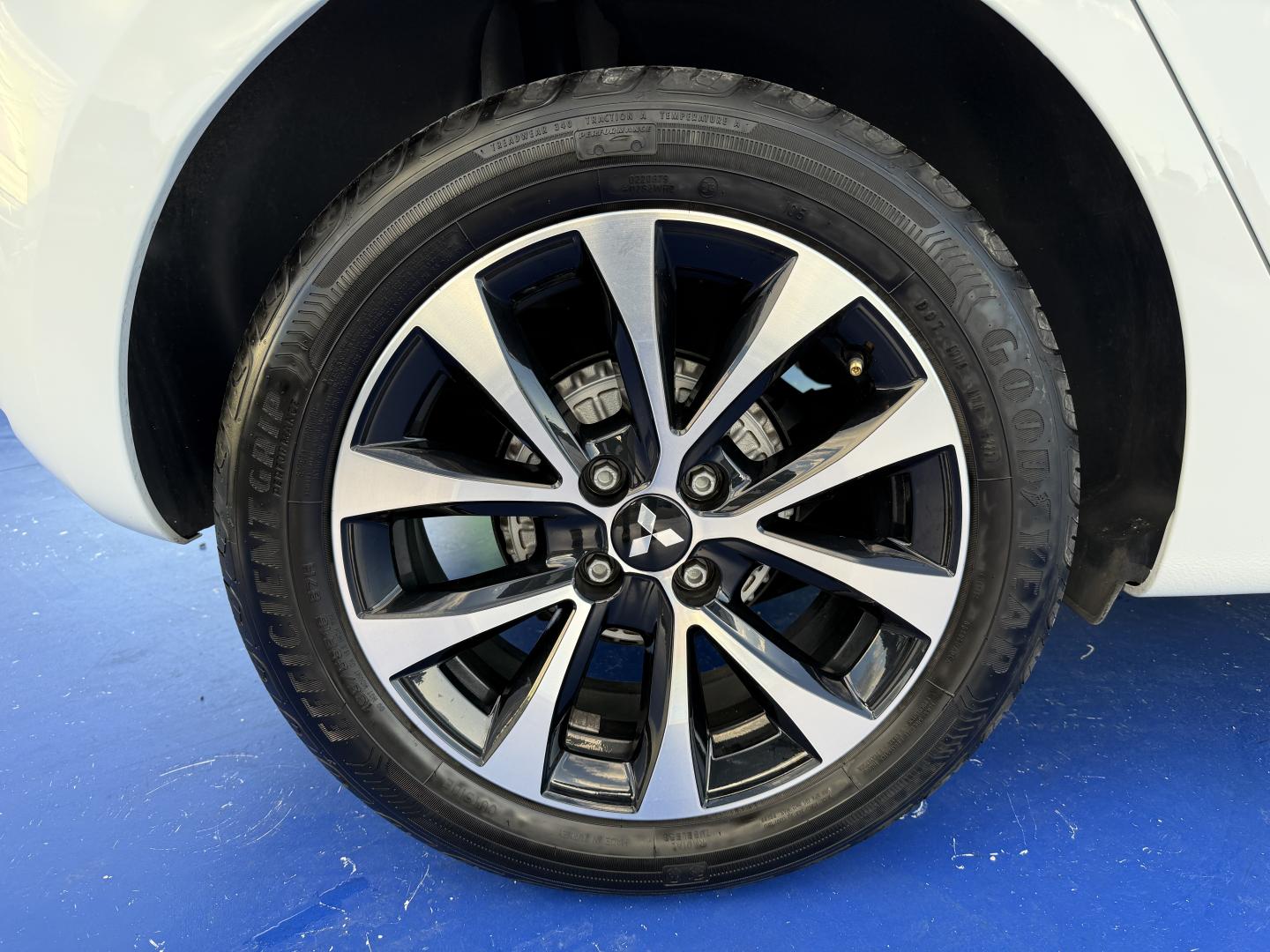 Mitsubishi Colt 1.0 MPI-T Invite