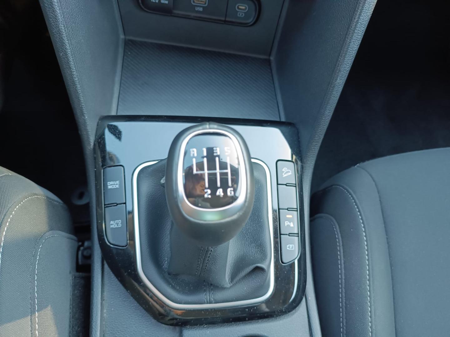 Kia Sportage 1.6 T-GDi ISG 6MT DRIVE