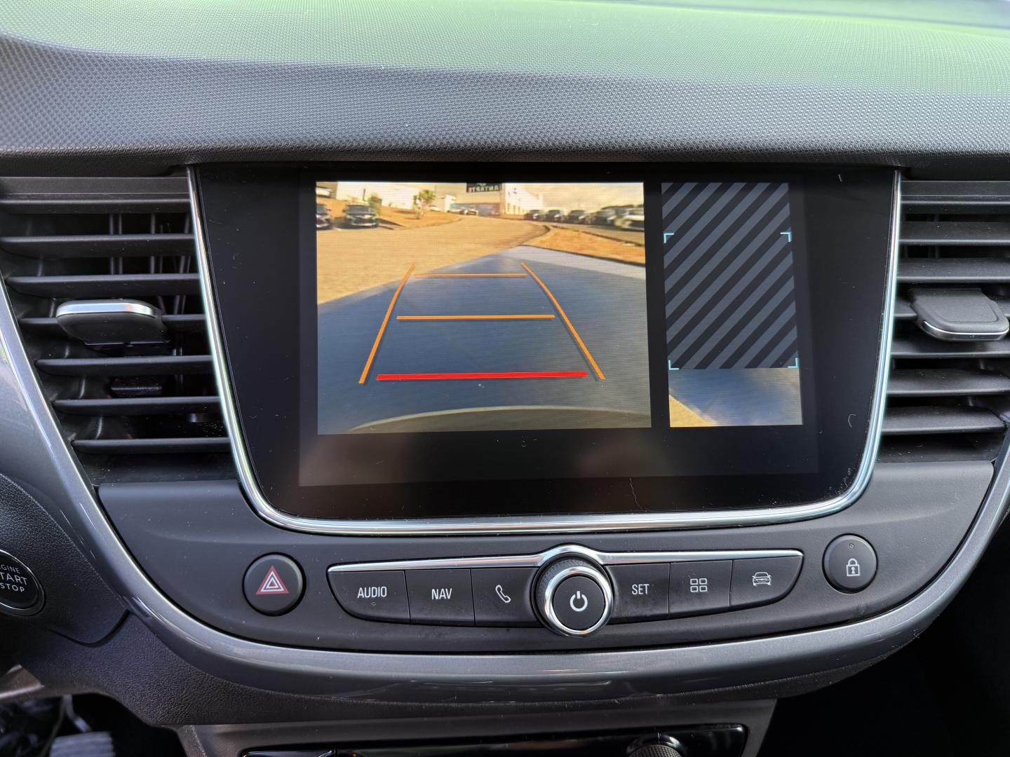 Opel Crossland 1.2T 110cv Design & Tech