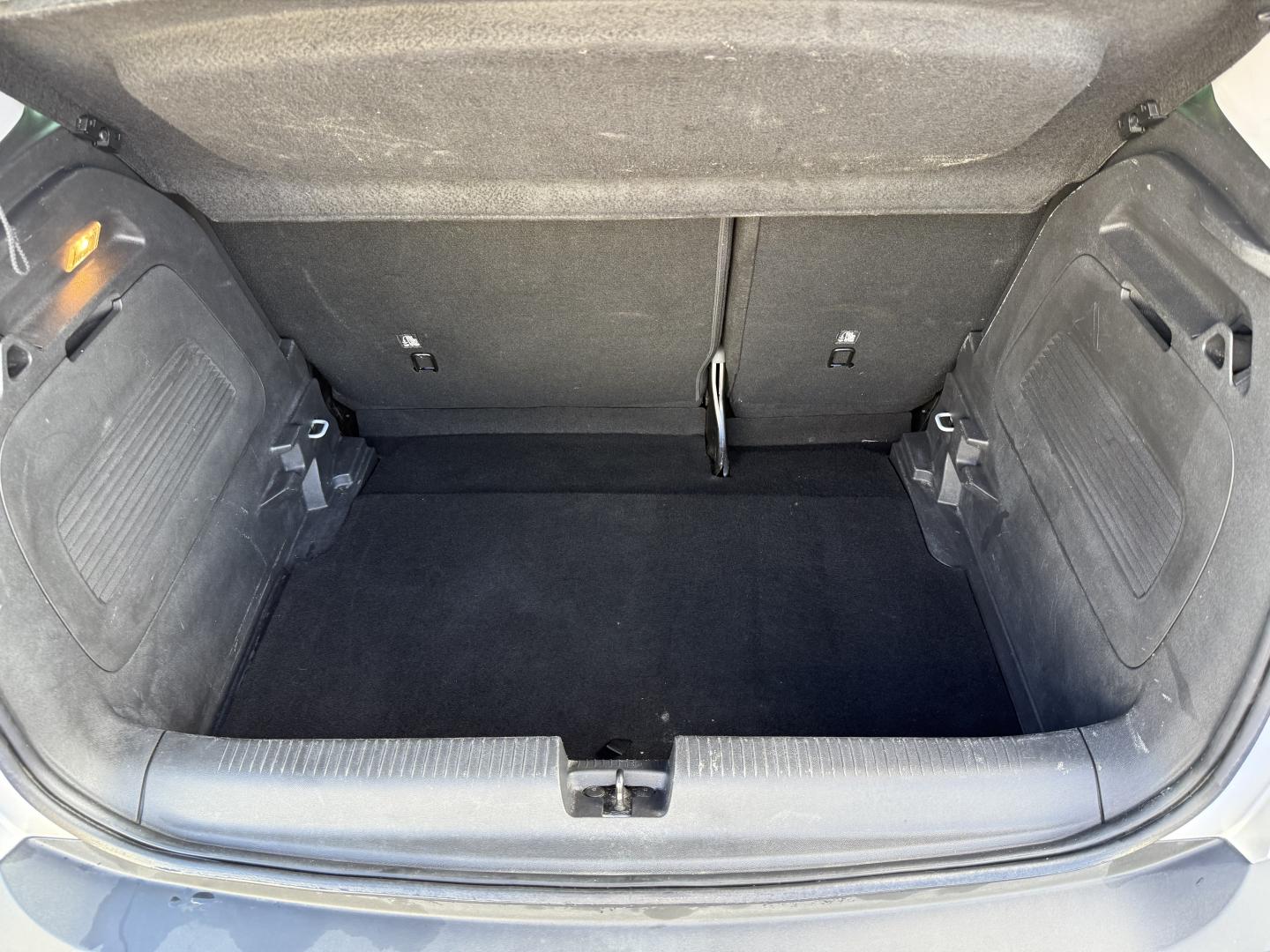 Opel Crossland 1.2T 110cv Design & Tech