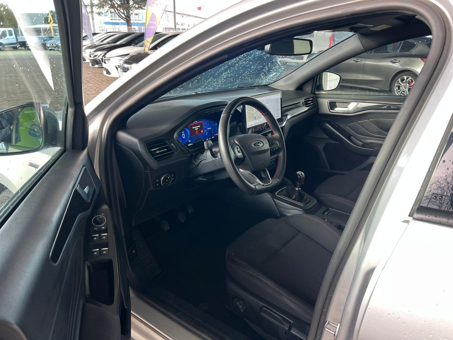 Ford Focus 1.0 ECOBOOST 125cv MHEV ST-LINE X