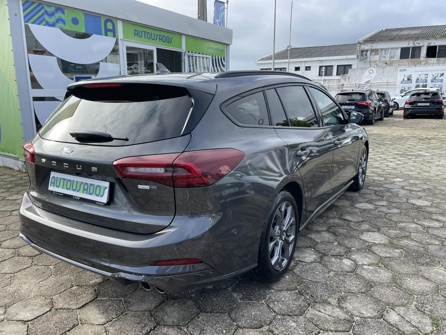 Ford Focus 1.0 ECOBOOST 125cv MHEV ST-LINE X