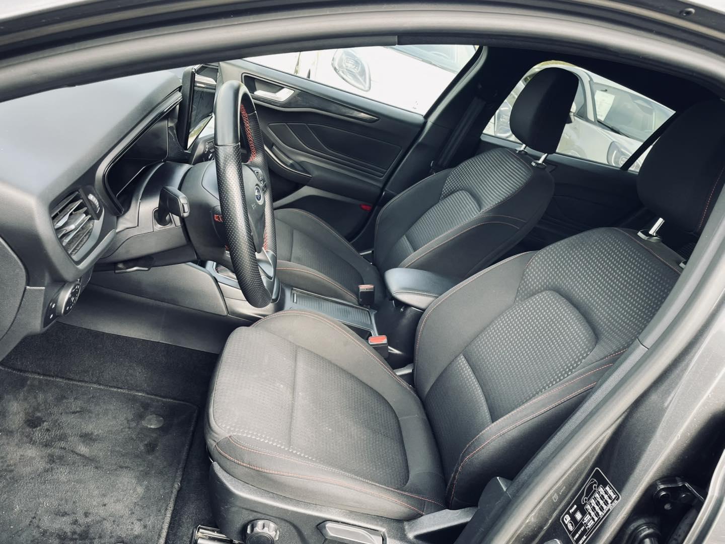 Ford Focus 1.0 ECOBOOST 125cv MHEV ST-LINE X