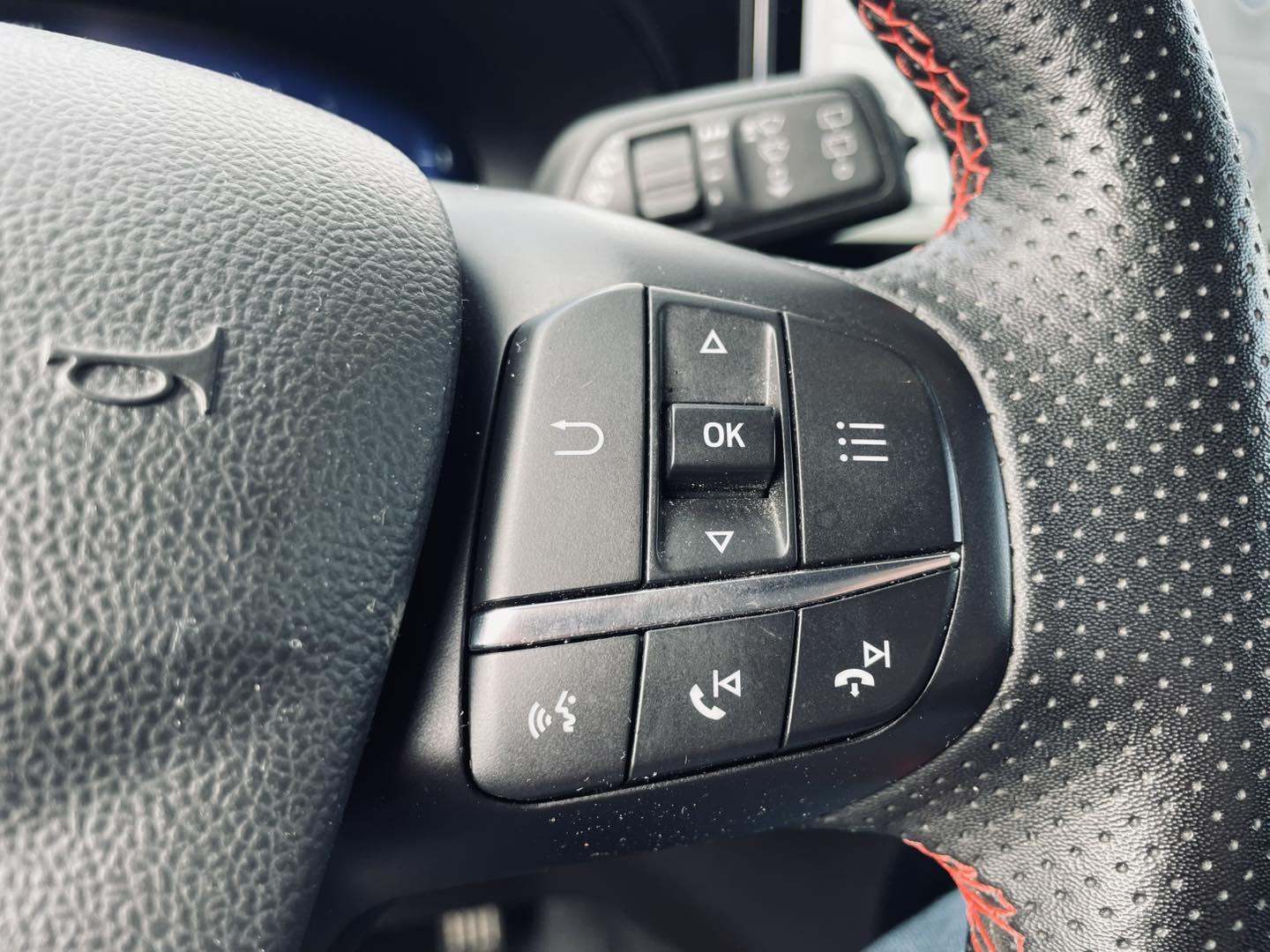 Ford Focus 1.0 ECOBOOST 125cv MHEV ST-LINE X