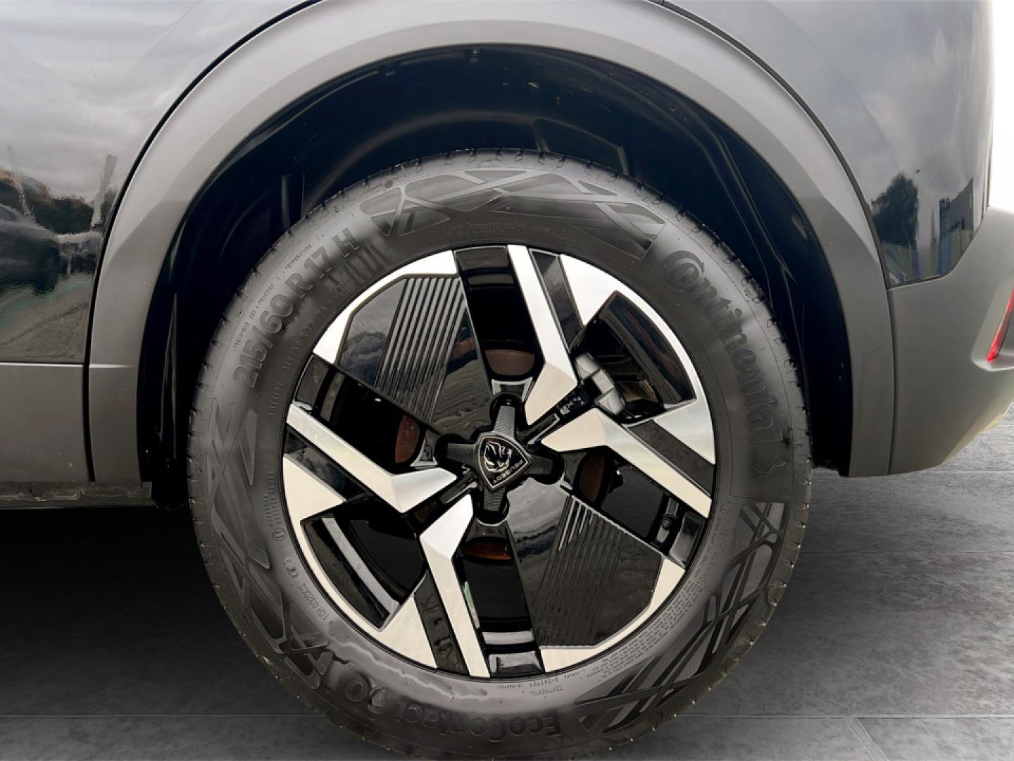 Peugeot 2008 1.2 Hybrid 136 Allure e-DCS6