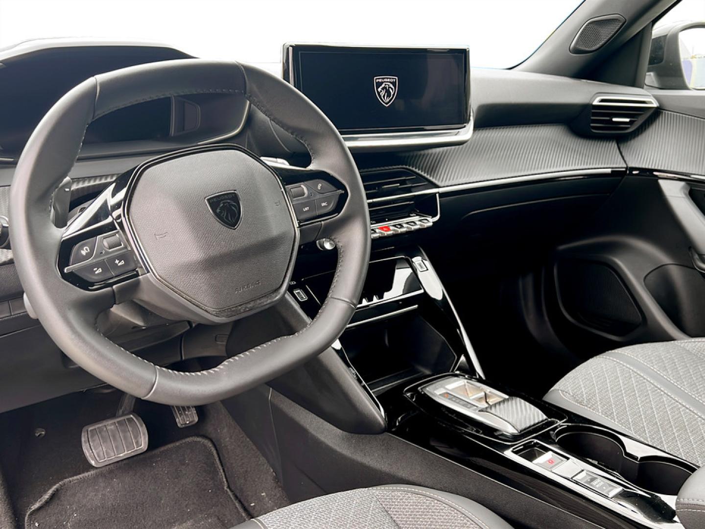 Peugeot 2008 1.2 Hybrid 136 Allure e-DCS6