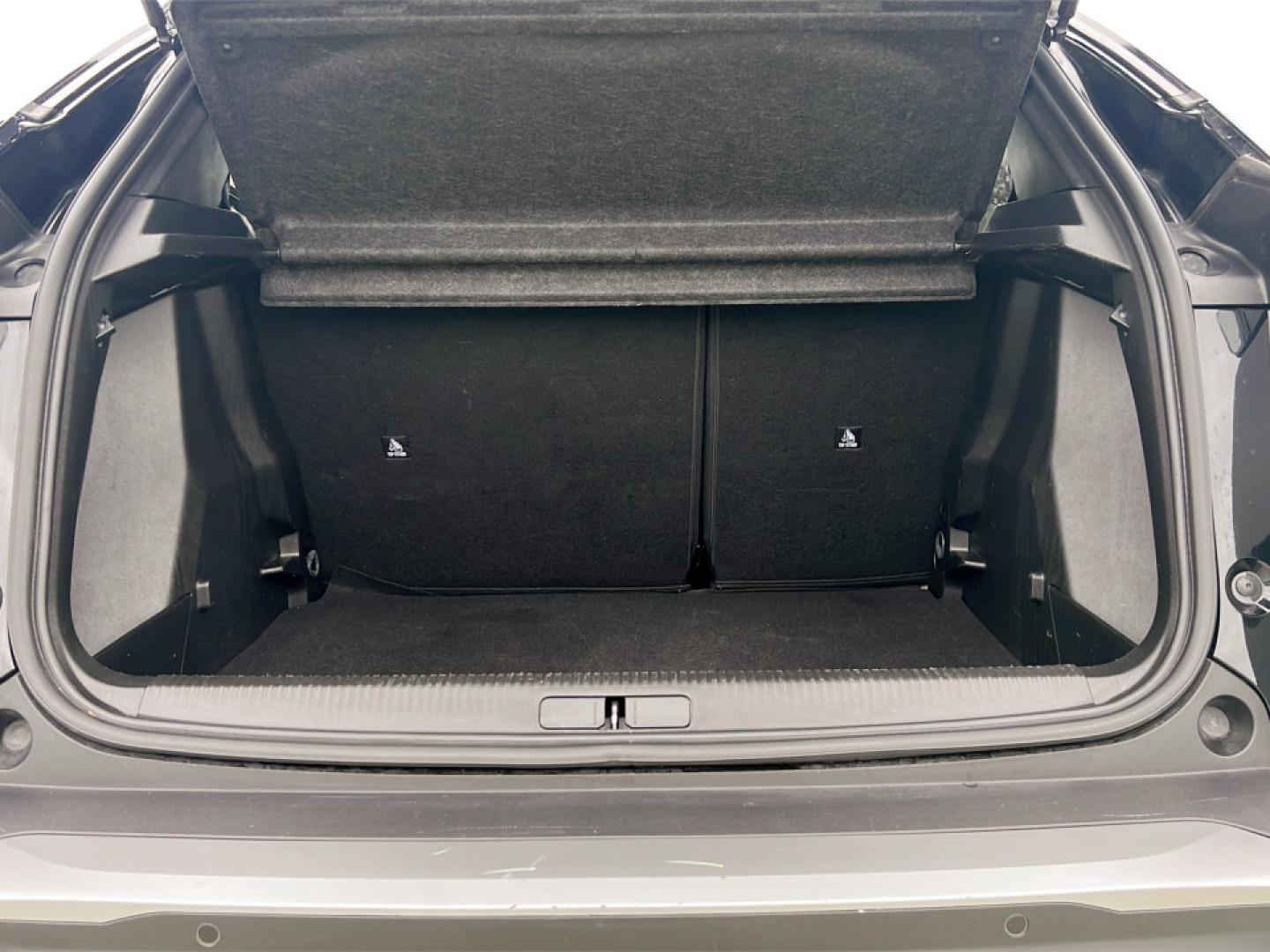 Peugeot 2008 1.2 Hybrid 136 Allure e-DCS6