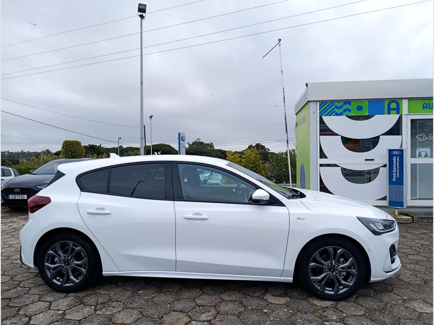 Ford Focus 1.0 ECOBOOST 125cv MHEV ST-LINE X