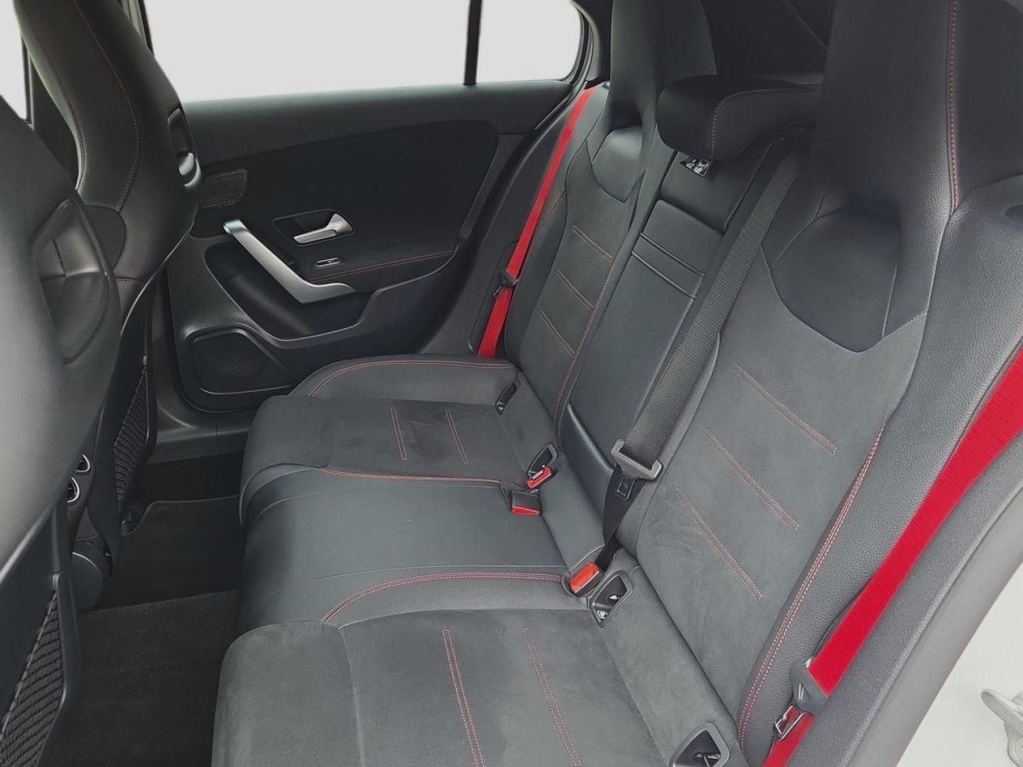 Mercedes-Benz A A 35 4MATIC