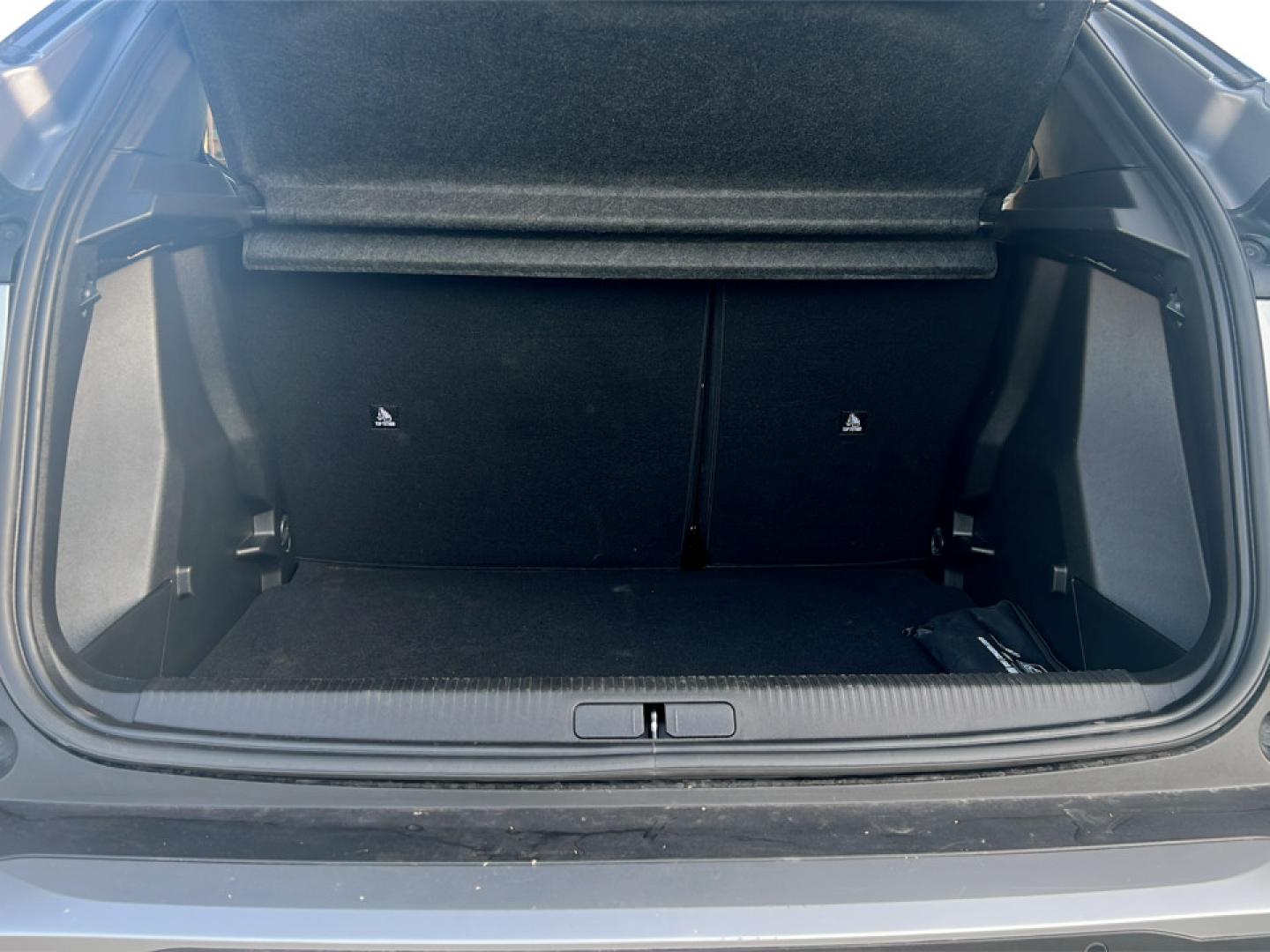 Peugeot 2008 1.2 Hybrid 145 Allure e-DCS6