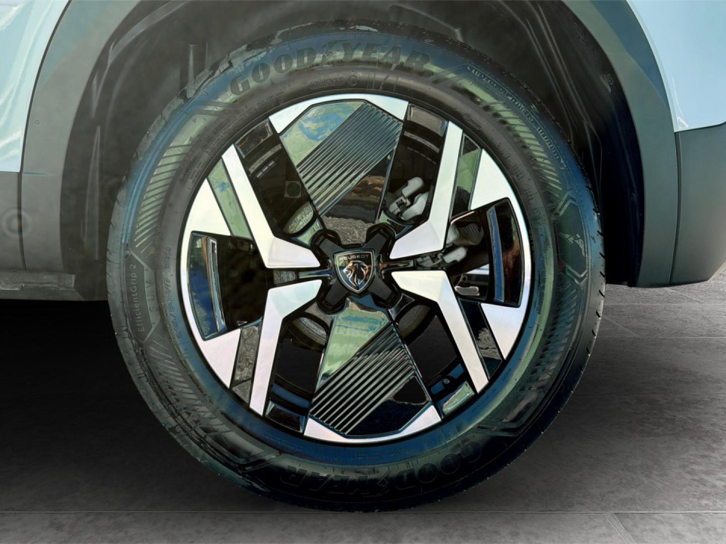 Peugeot 2008 1.2 Hybrid 145 GT e-DCS6