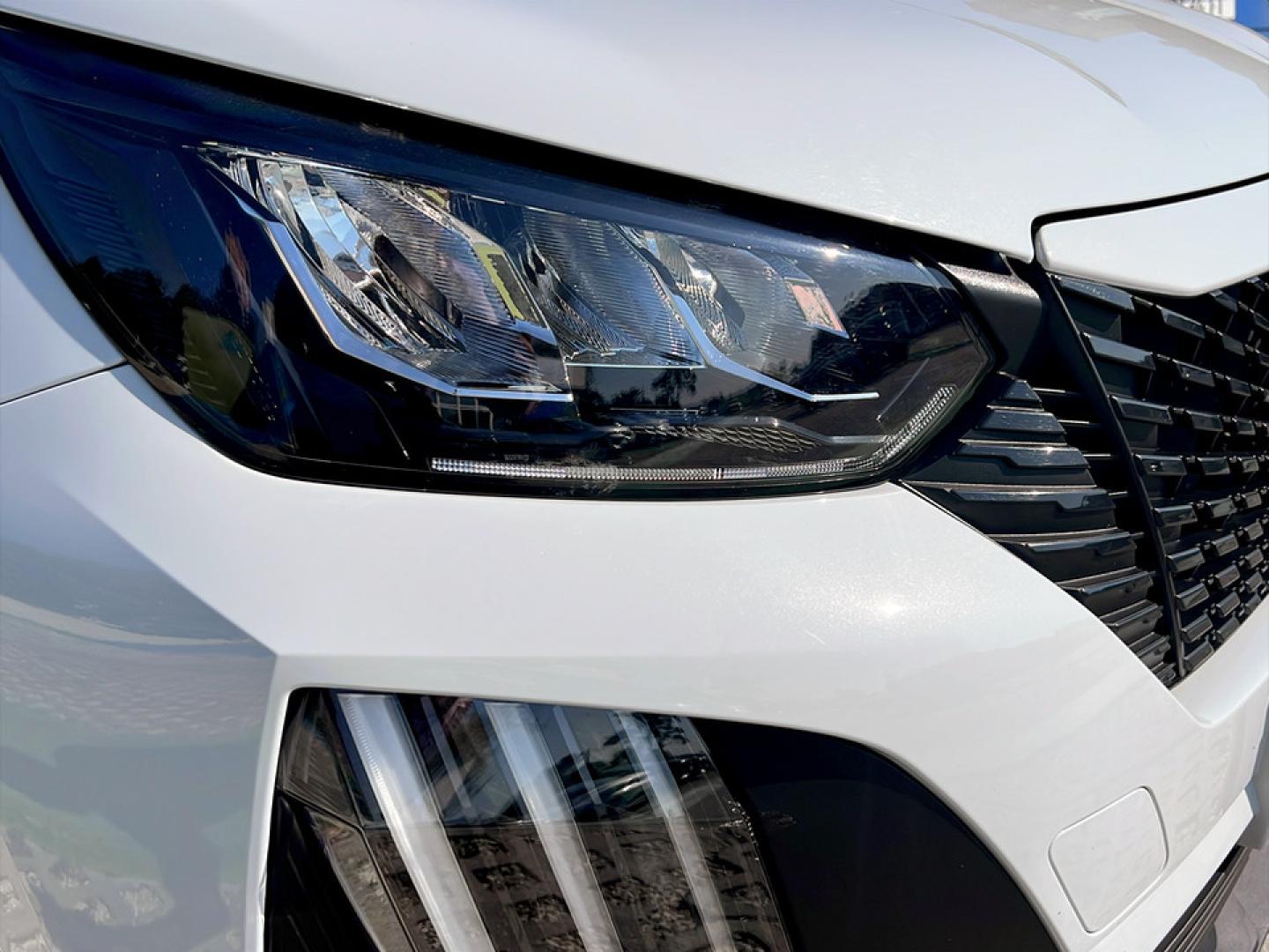 Peugeot 2008 1.2 PureTech 100cv Style