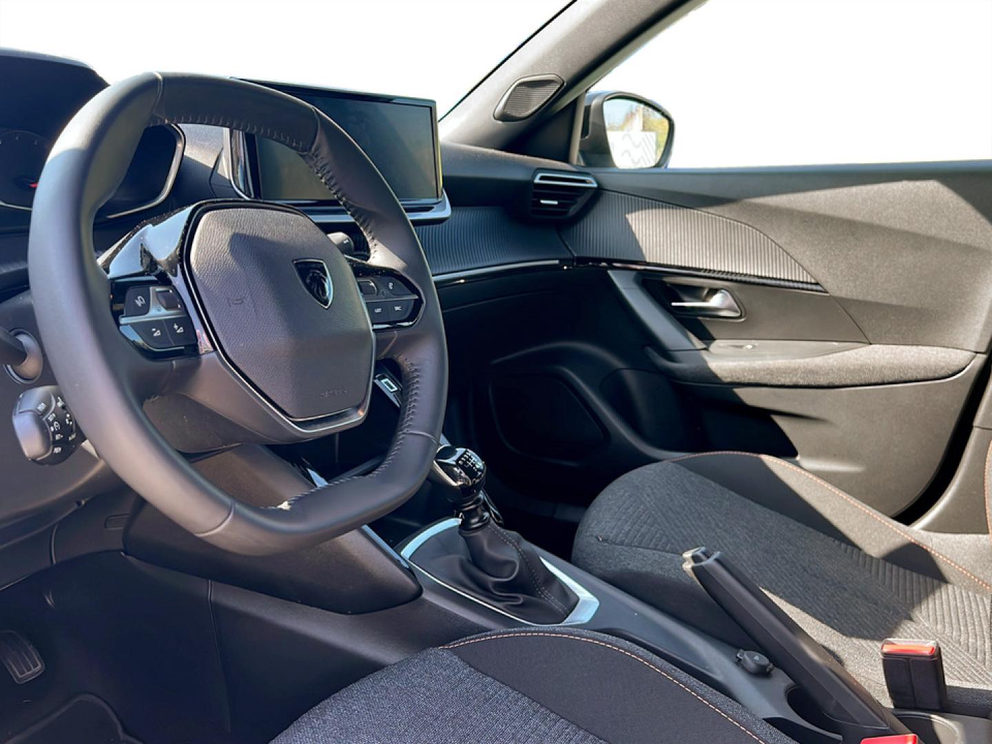 Peugeot 2008 1.2 PureTech 100cv Style