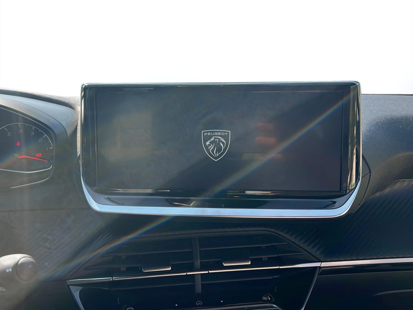 Peugeot 2008 1.2 PureTech 100cv Style