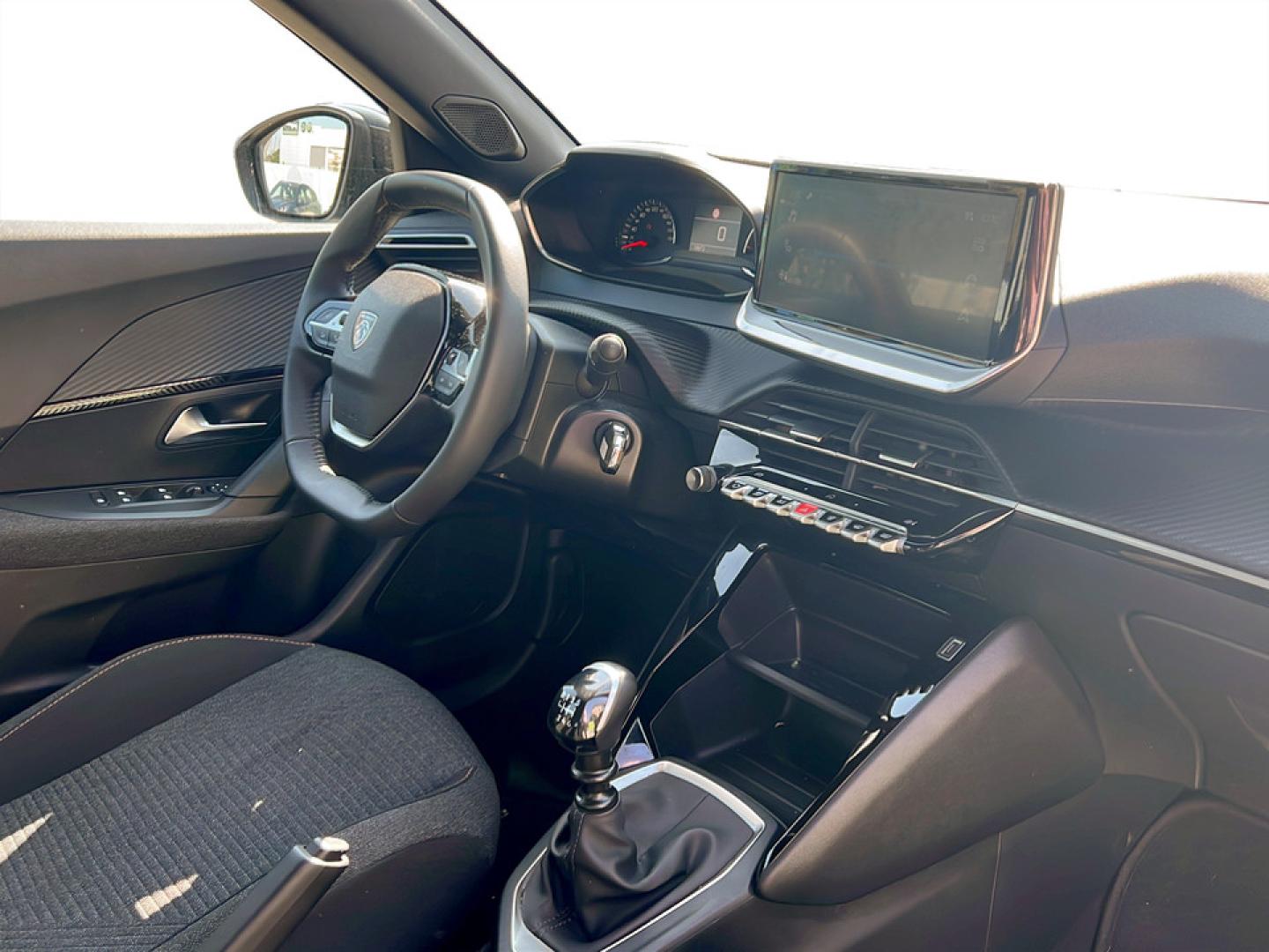 Peugeot 2008 1.2 PureTech 100cv Style