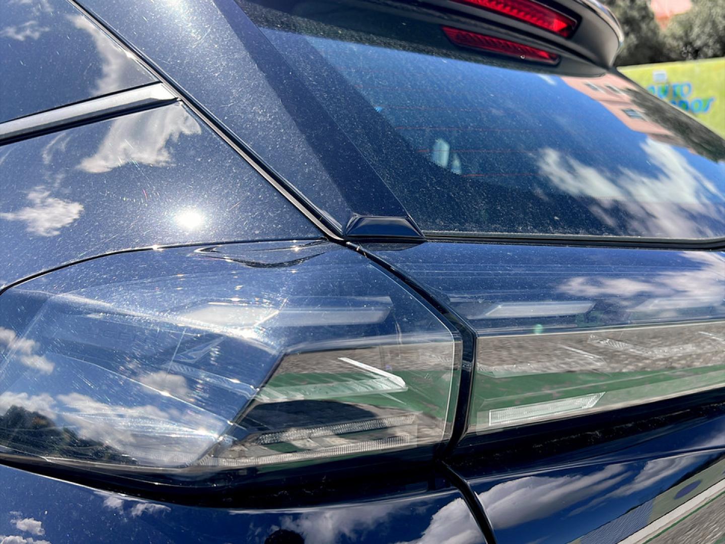 Peugeot 2008 1.2 PureTech 100cv Style