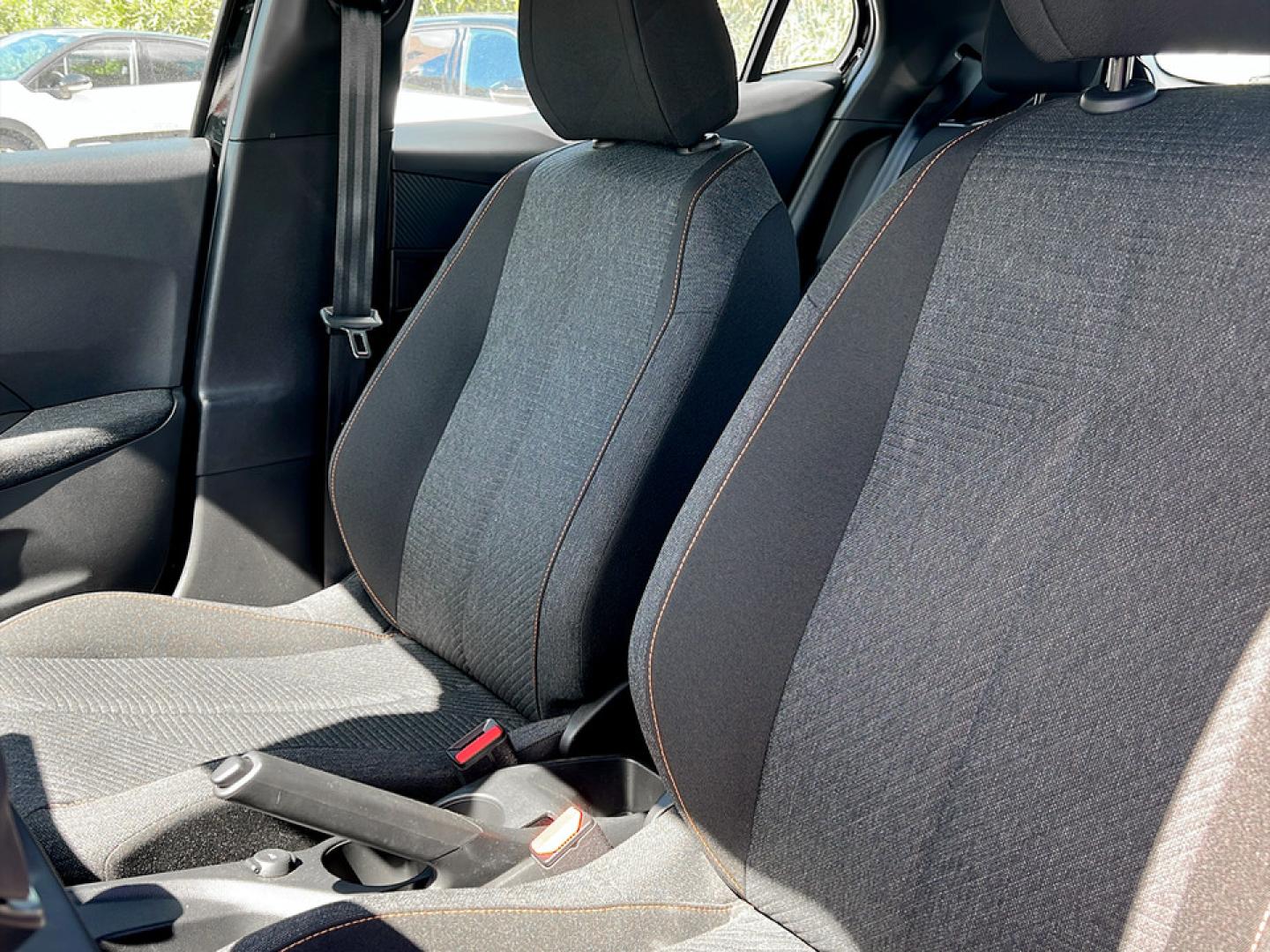 Peugeot 2008 1.2 PureTech 100cv Style