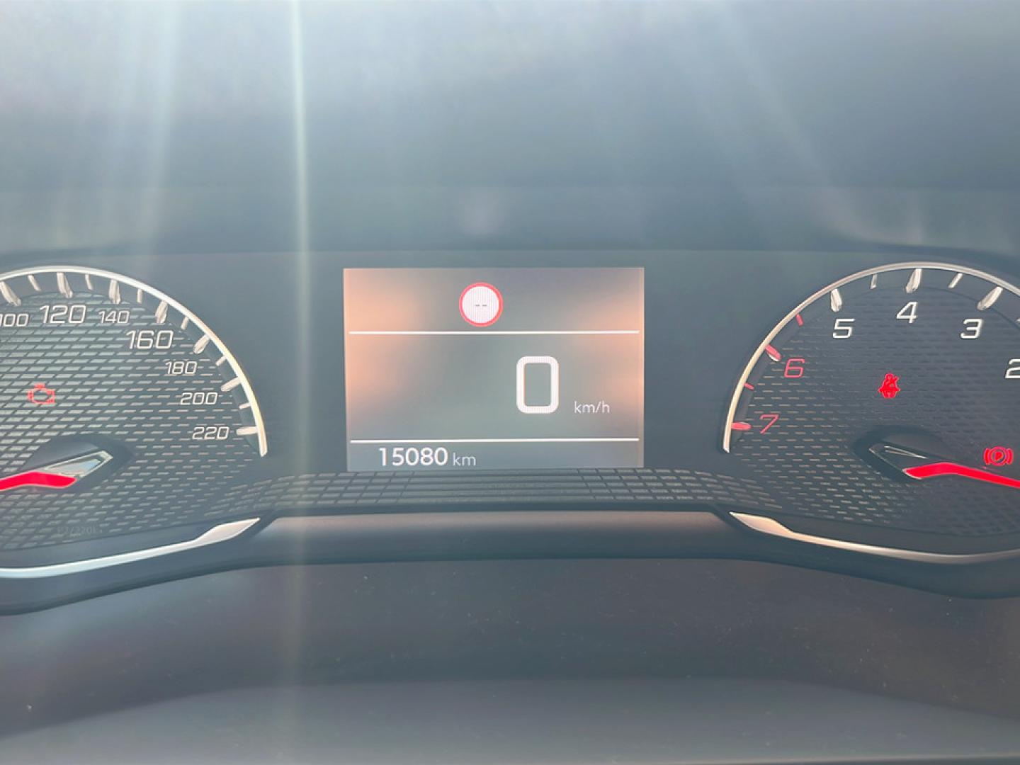 Peugeot 2008 1.2 PureTech 100cv Style