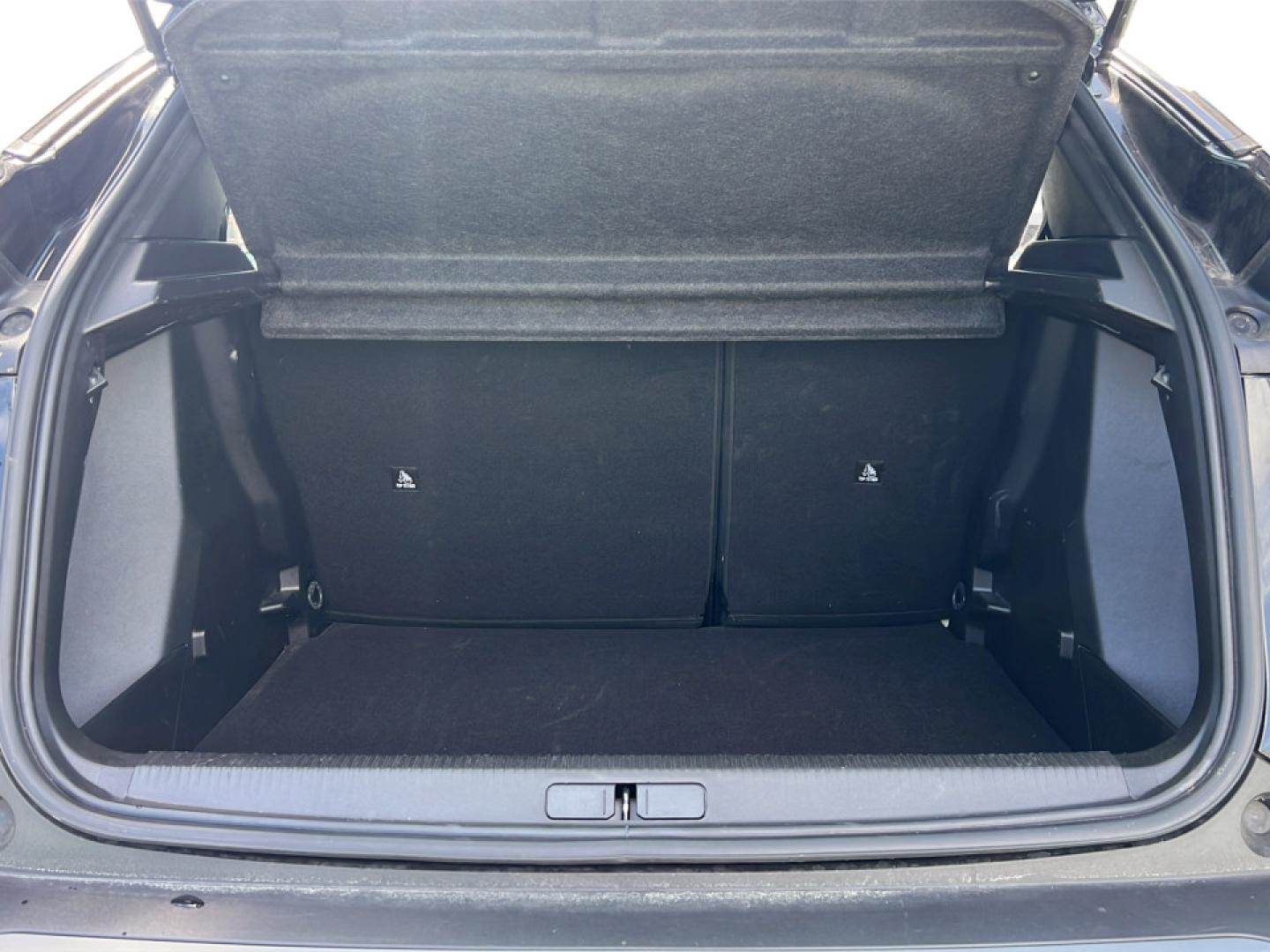 Peugeot 2008 1.2 PureTech 100cv Style