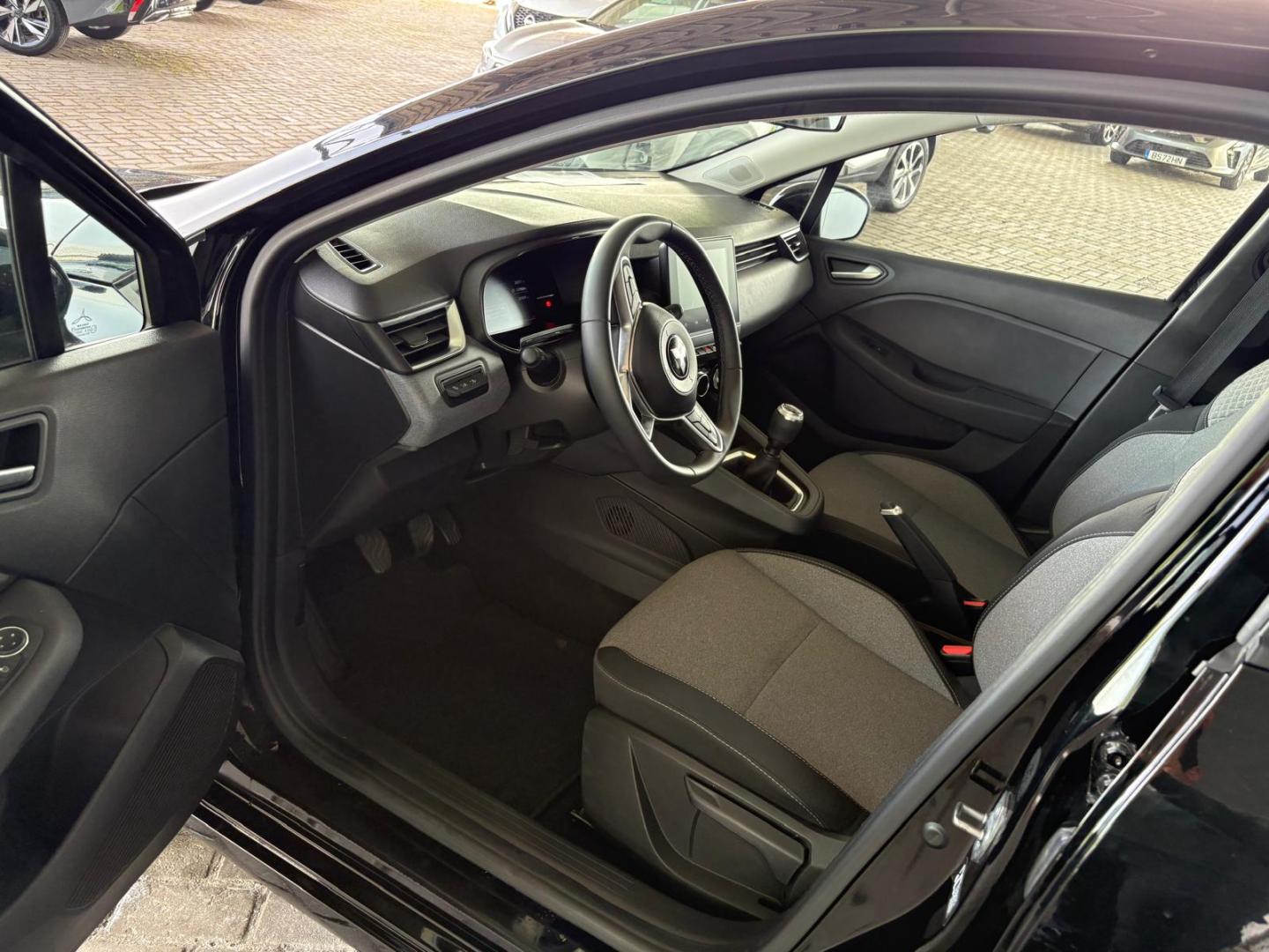 Mitsubishi Colt 1.0 MPI 5MT Kyoto