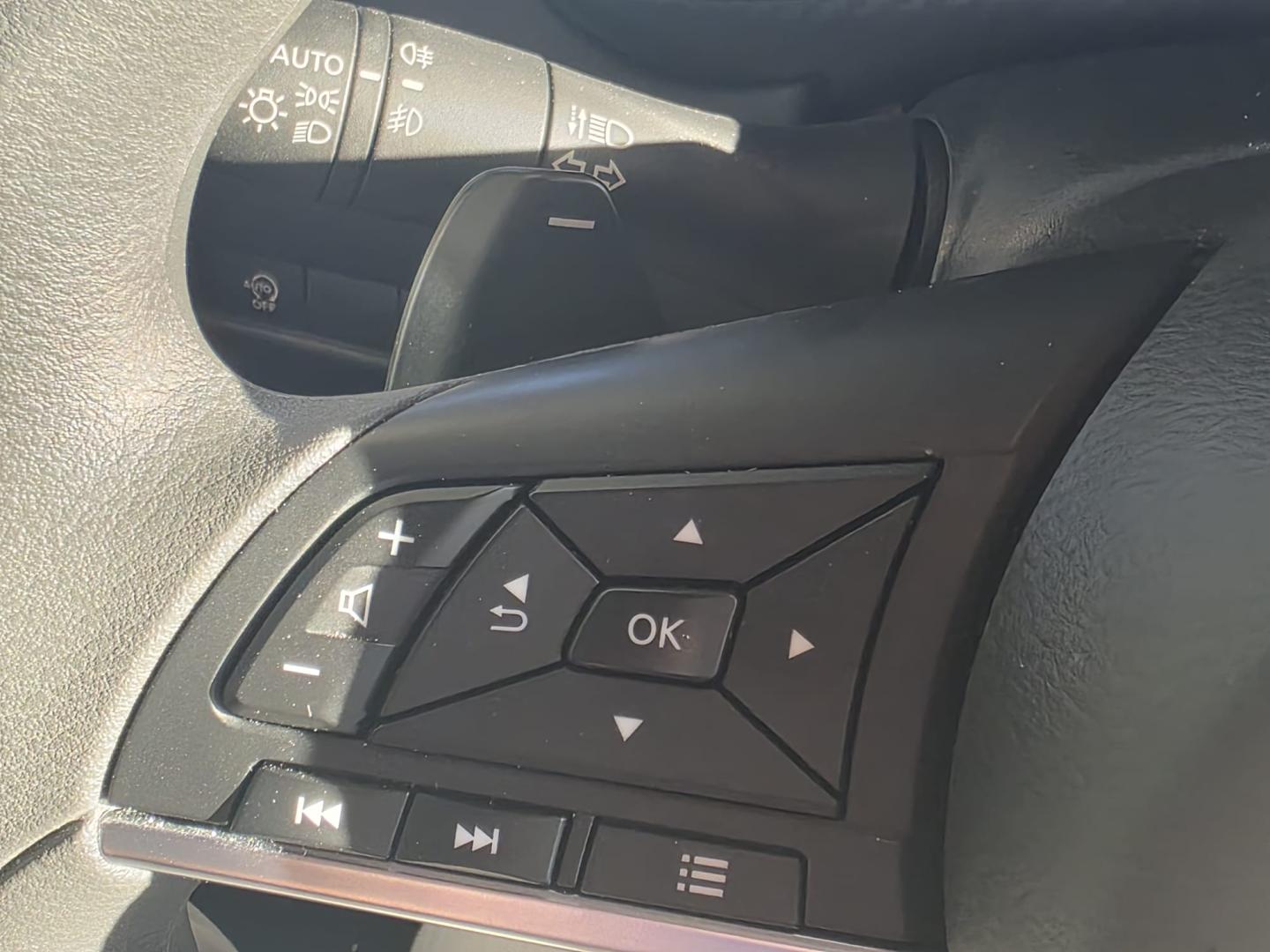 Nissan JUKE 1.0 DIG-T 114cv Acenta+ DCT