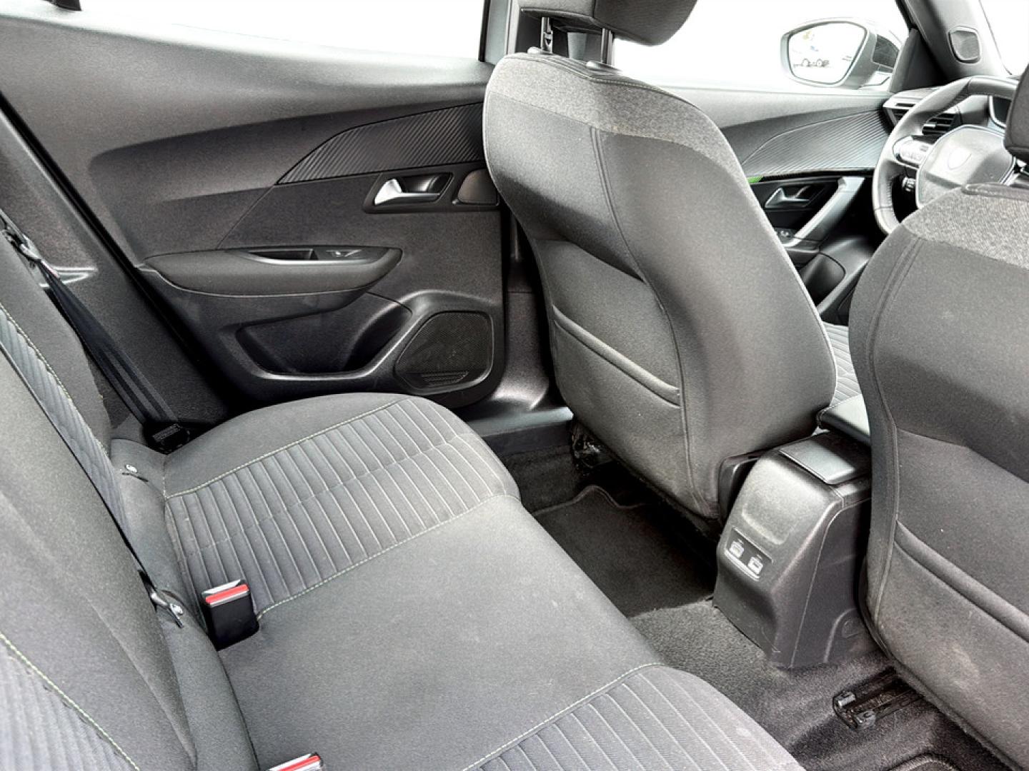 Peugeot 2008 136CV 50kWh Active e-EAT8