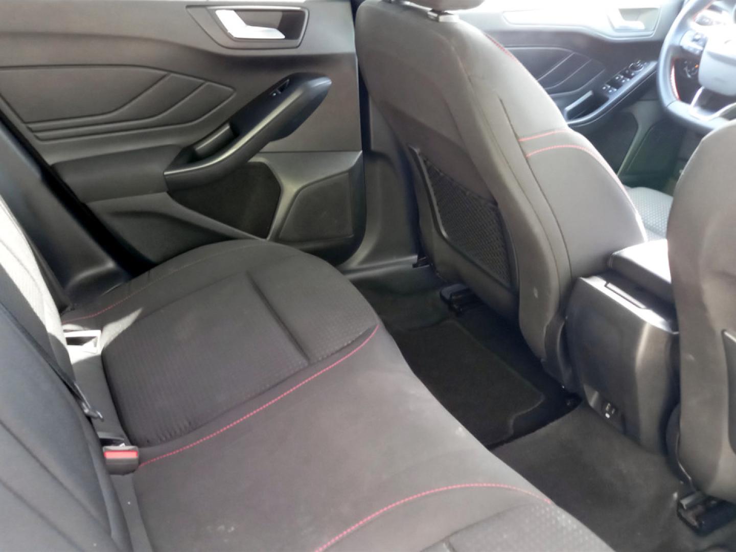 Ford Focus 1.0 ECOBOOST 125cv MHEV ST-LINE