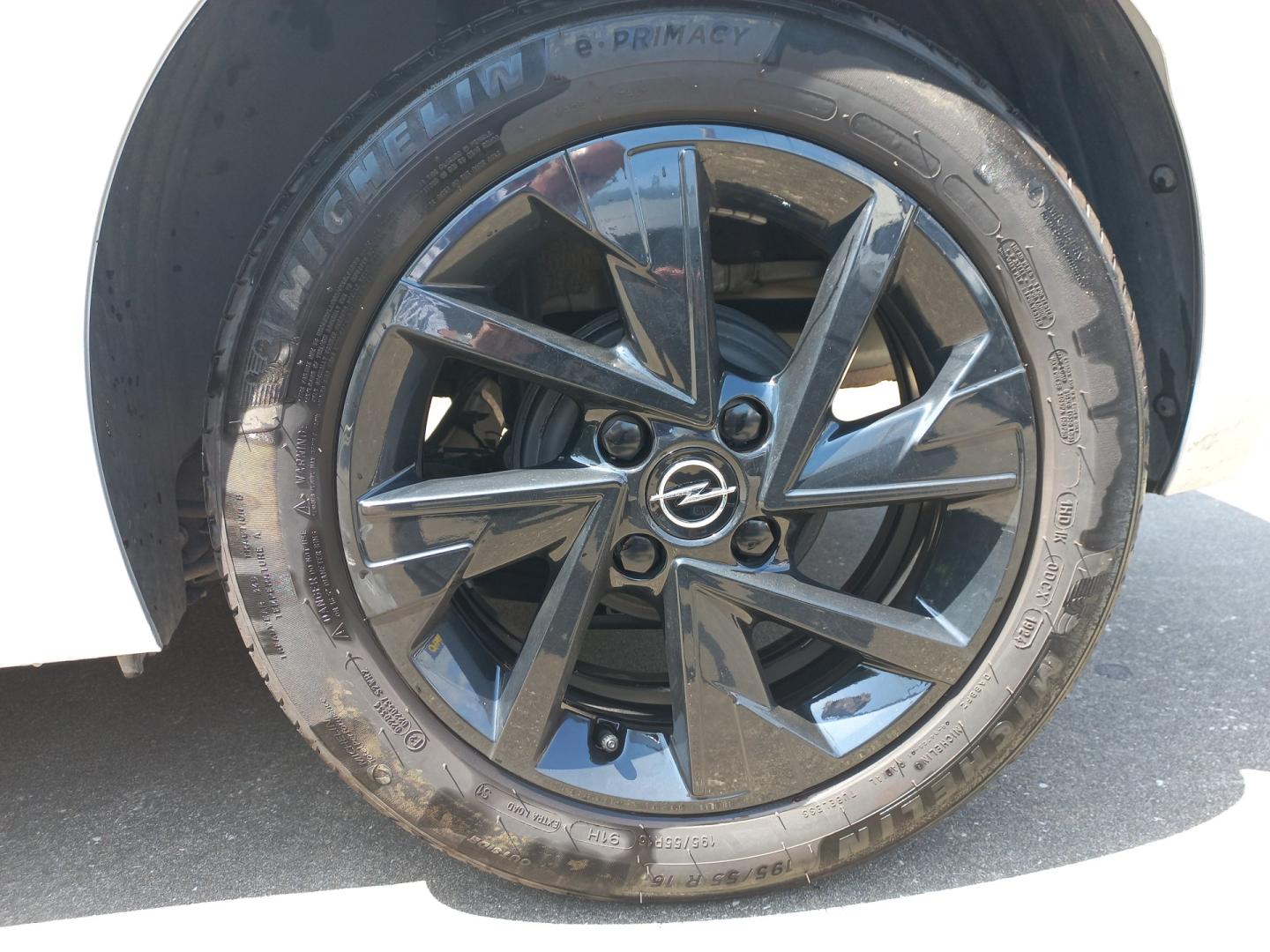 Opel Corsa 1.2 Turbo Hybrid 100cv GS CDC6