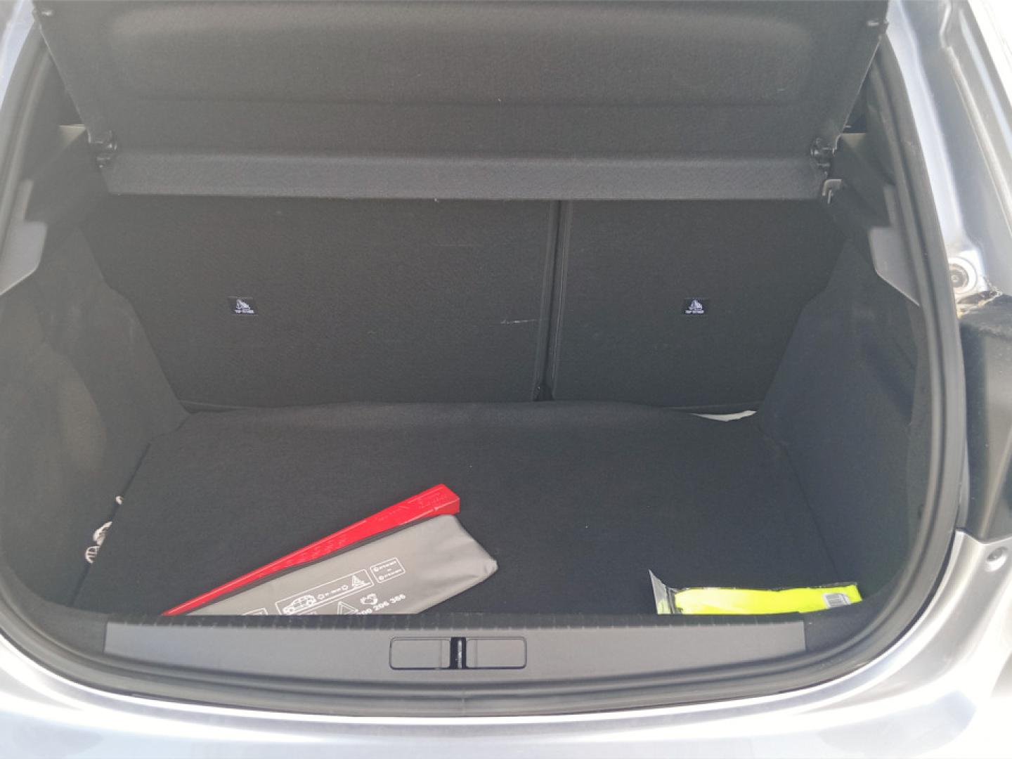 Peugeot 208 Hybrid 100 e-DCS6 Allure