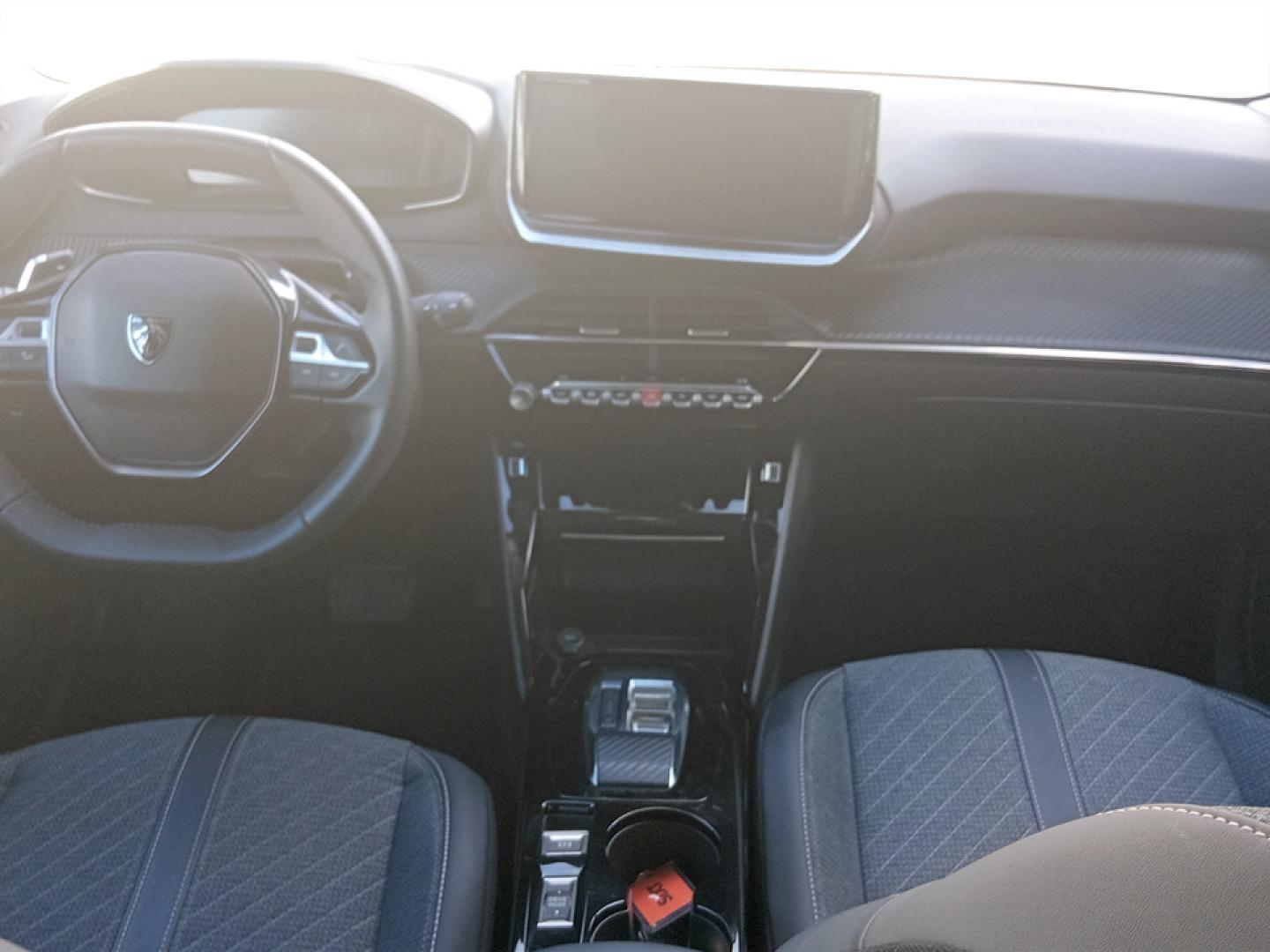 Peugeot 208 Hybrid 100 e-DCS6 Allure