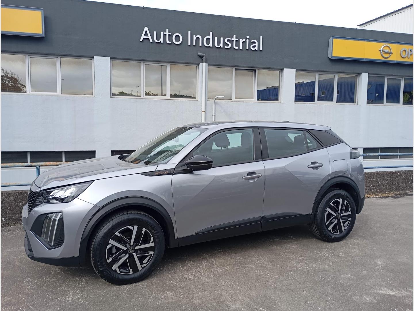 Peugeot 2008 1.2 100 cv Style